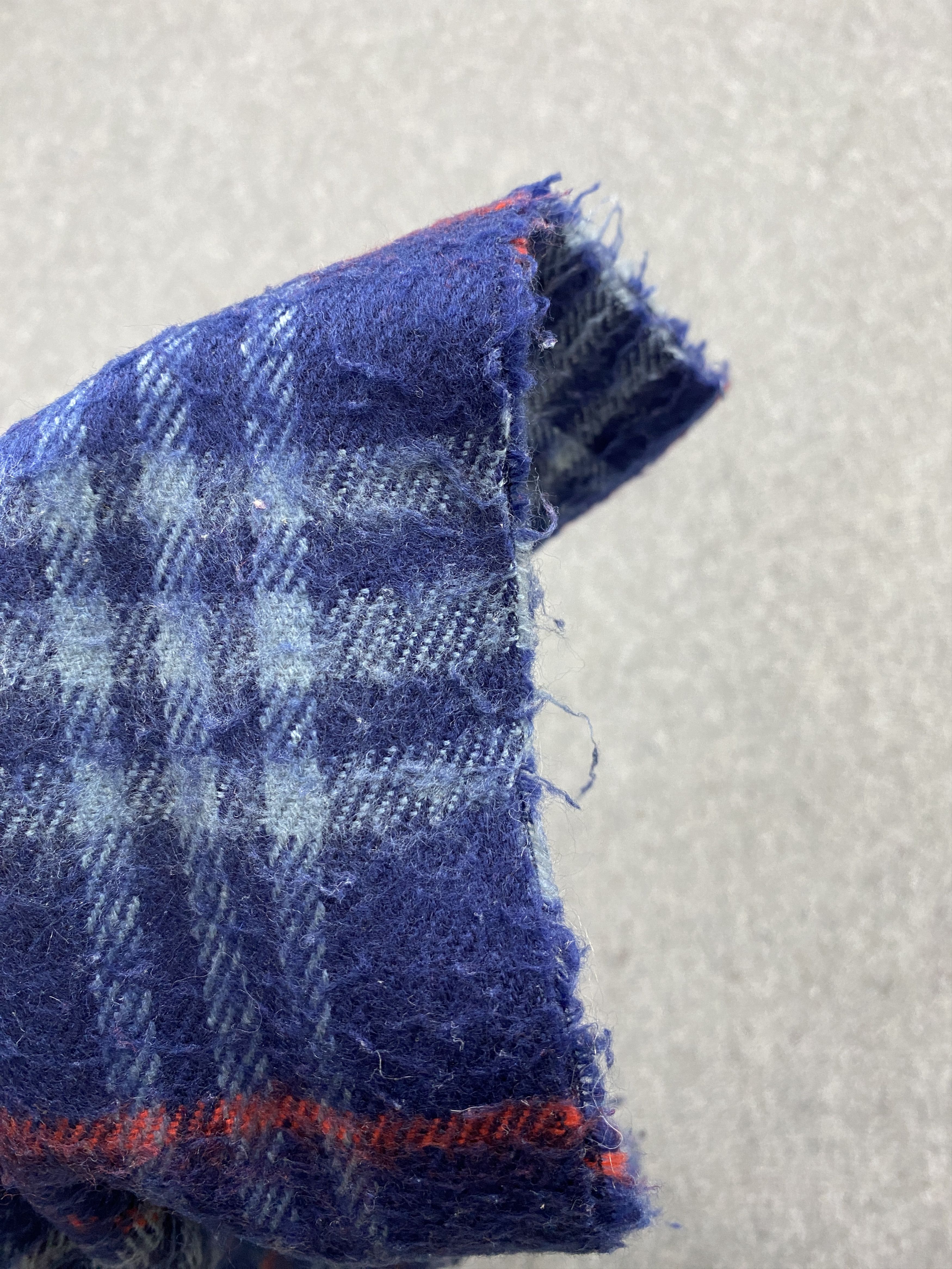 Burberry Burberrys Scarf / Muffler / Neckwear SC0175 Size ONE SIZE - 10 Thumbnail