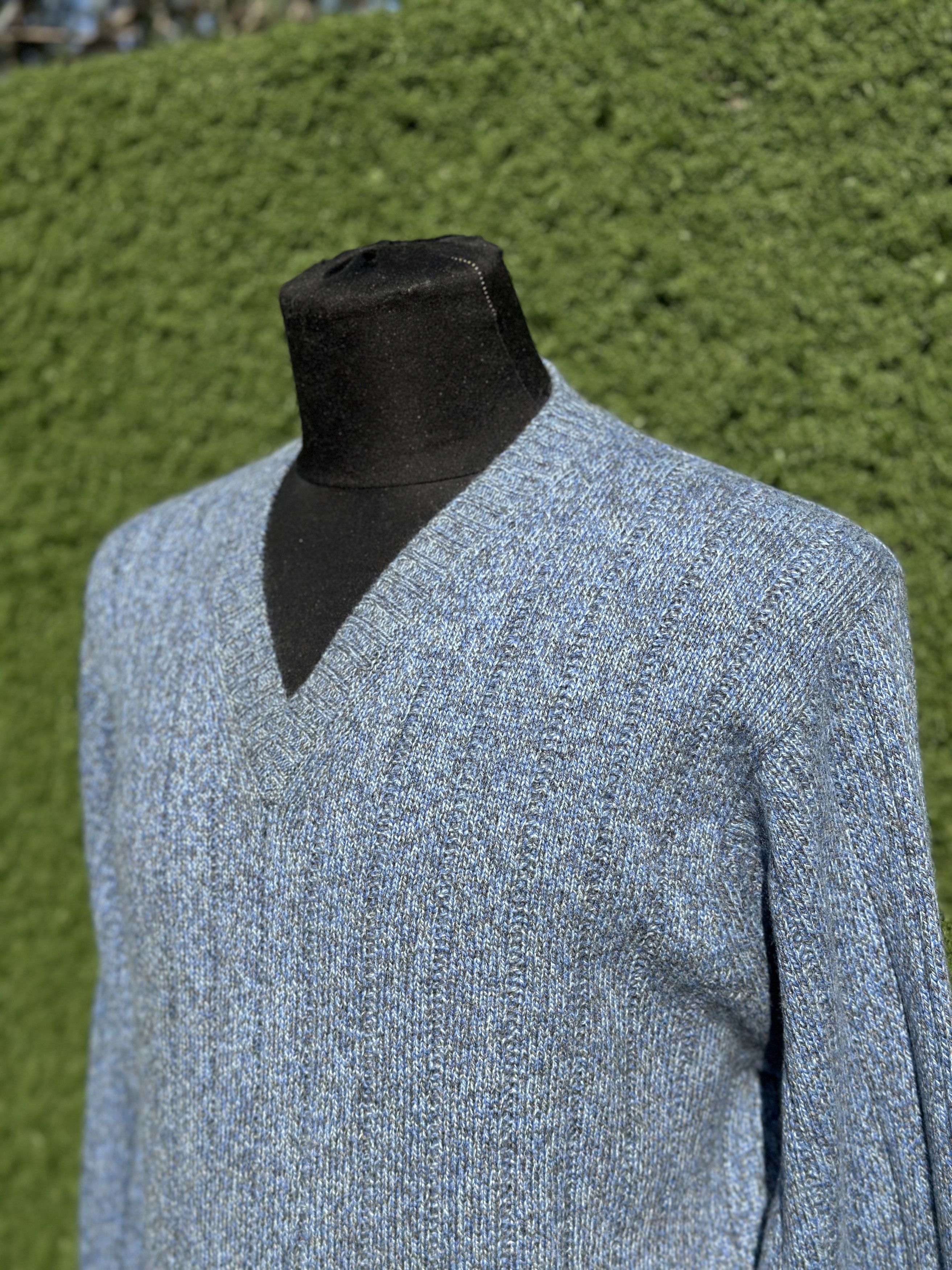 Loro Piana Loro Piana 100% Cashmere V-Neck Knit Sweater Size IT 54 XL Size US XL / EU 56 / 4 - 6 Thumbnail