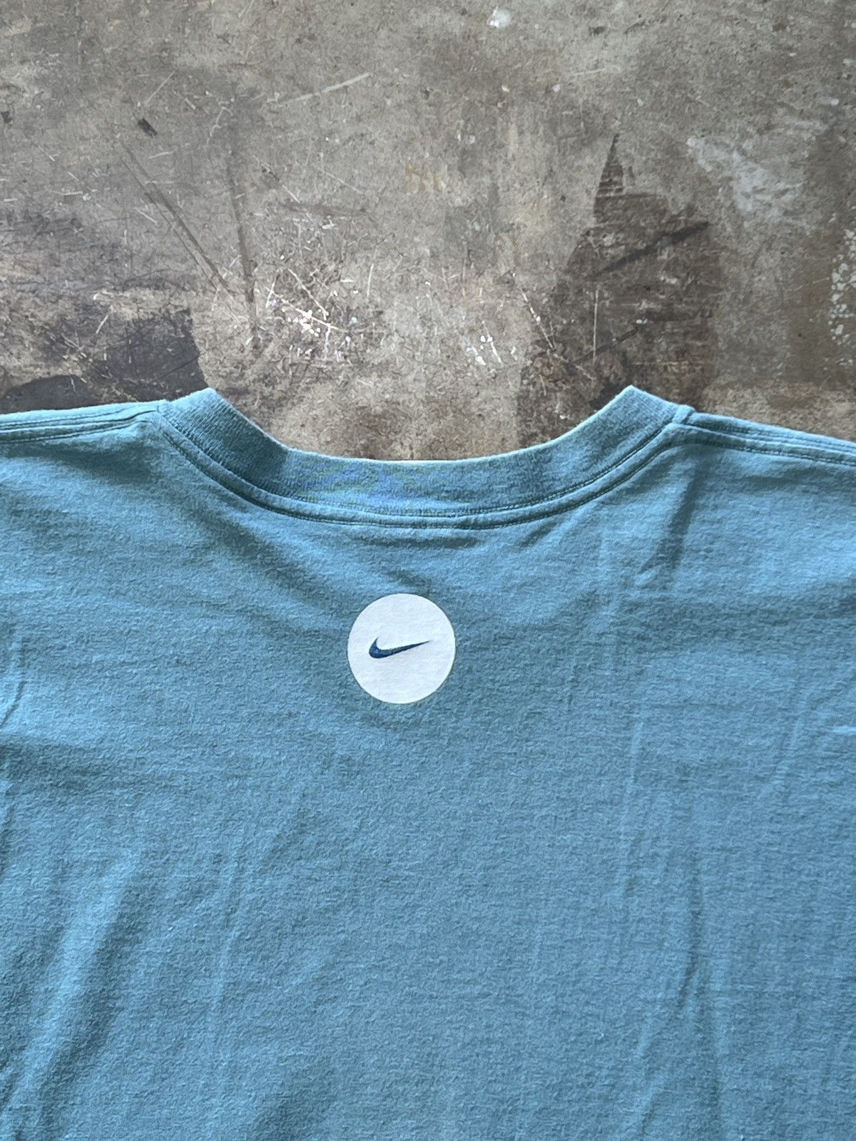 Nike × Vintage Vintage 90s Nike Swoosh Basketball Tee Large Size US L / EU 52-54 / 3 - 5 Thumbnail