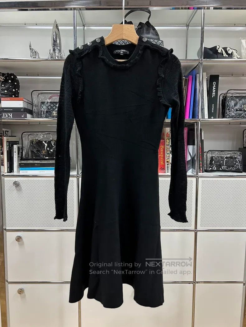 Chanel Chanel Black cashmere silk long-sleeved dress Size XXS / US 00 / IT 34 - 1 Thumbnail