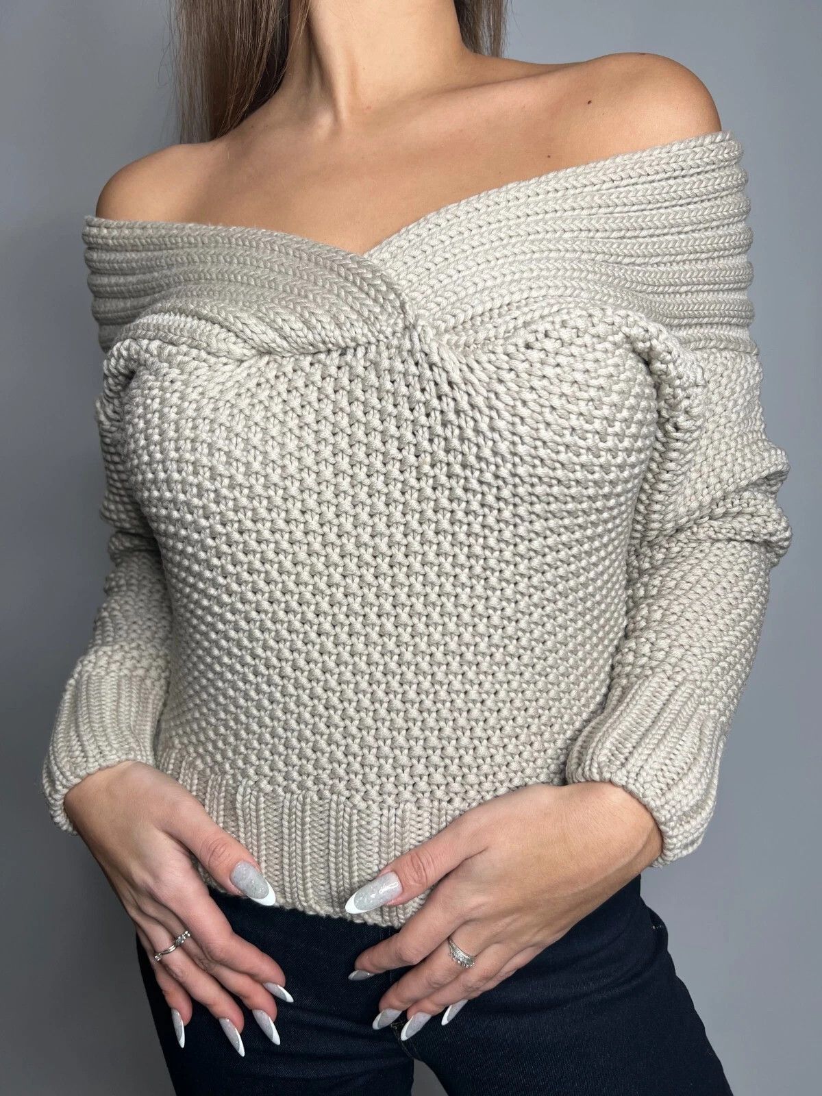 Stella McCartney Stella McCartney Women's Knit Heavyweight Wool Sweater Size M / US 6-8 / IT 42-44 - 1 Thumbnail