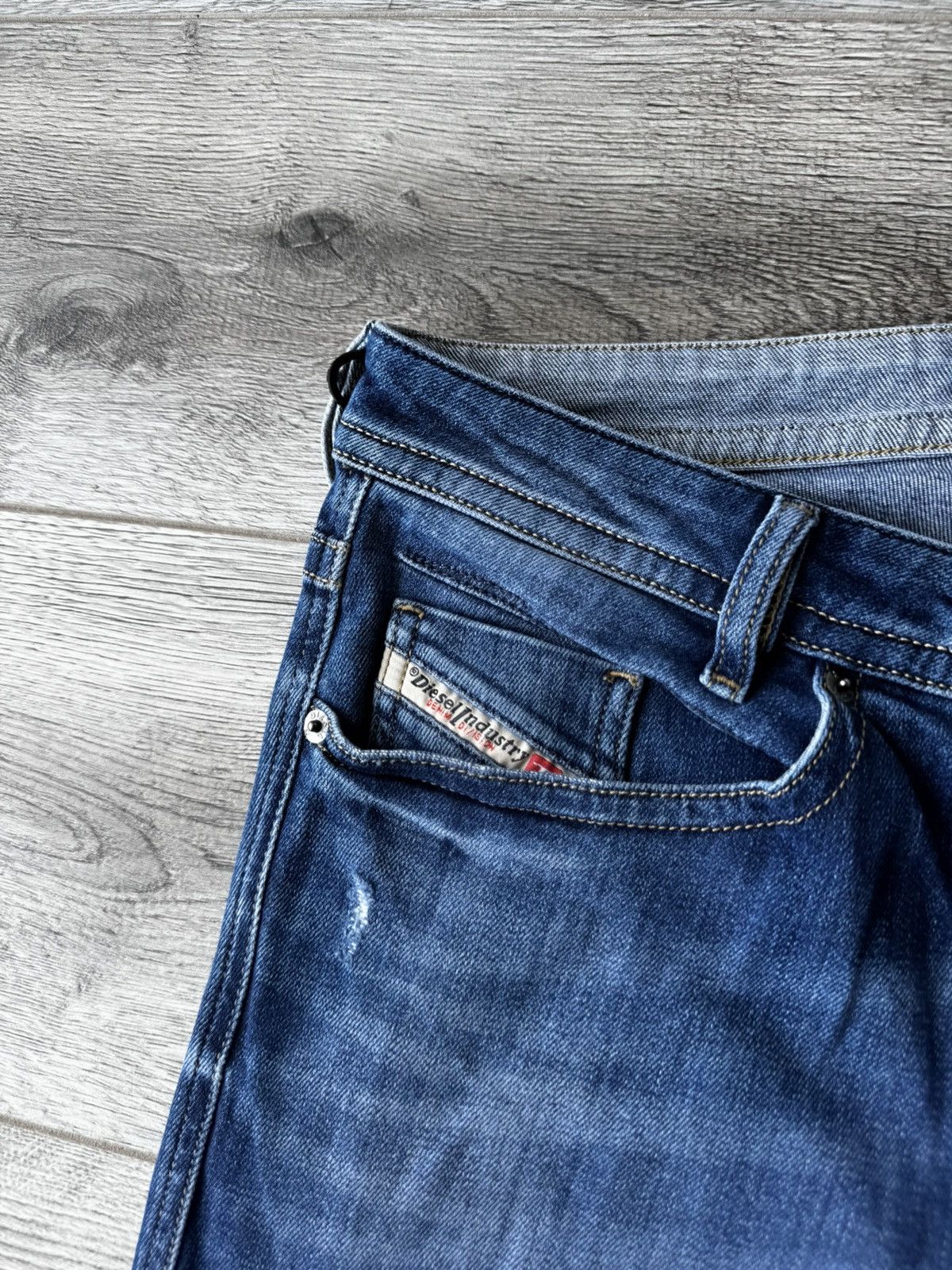 Diesel Diesel Akee Men's Blue Faded Jeans Size US 32 / EU 48 - 11 Thumbnail