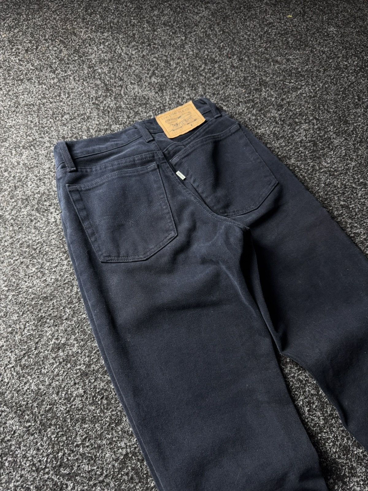 Levi's Vintage Clothing Rare RETRO 80s Levi’s 440 Navy Corduroy Pants Made in It Size 27" / US 4 / IT 40 - 18 Thumbnail