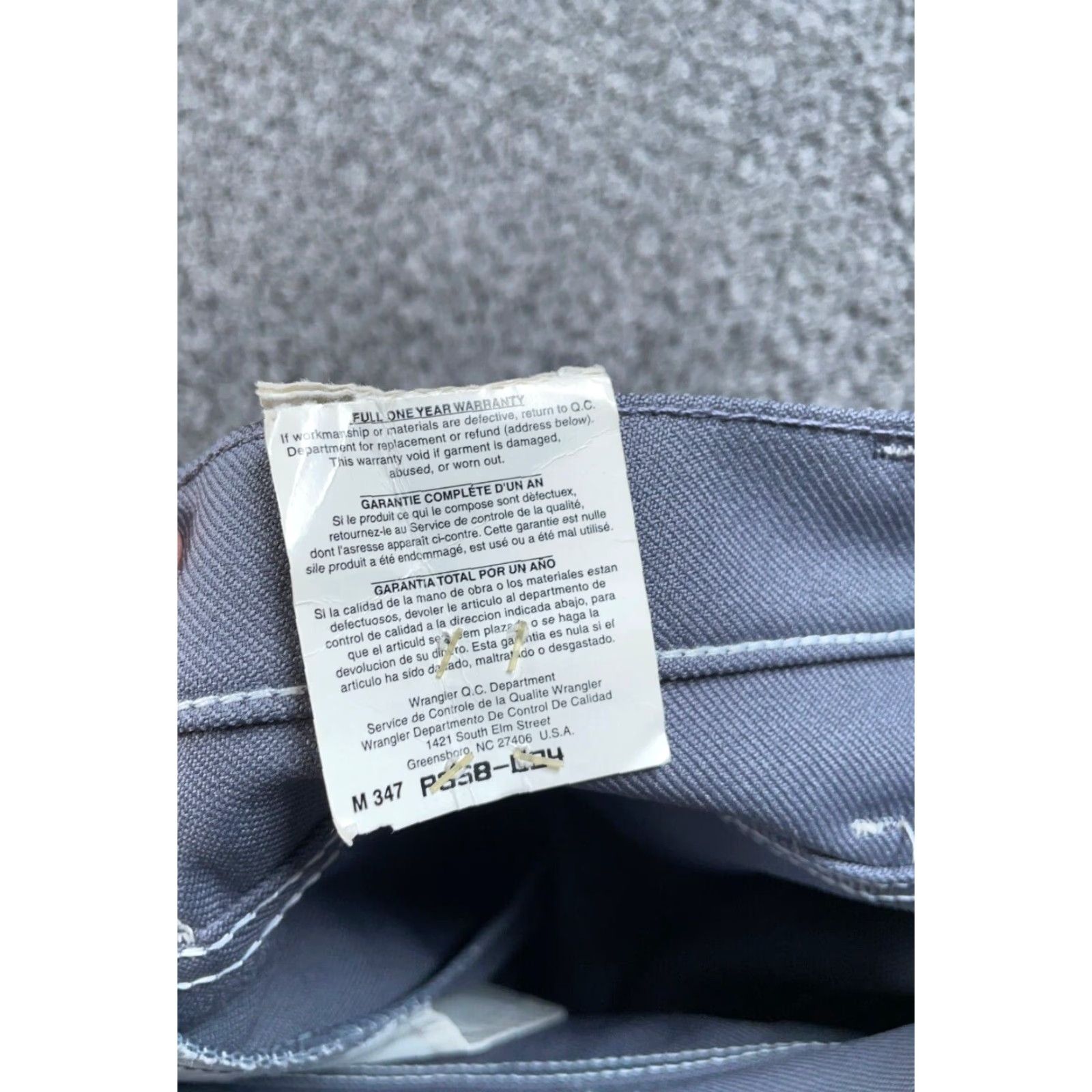 Wrangler VINTAGE Wrangler Pants Regular Fit 36 x 30 Gray Polyester USA Mens 80s Retro Chino Flat Front Zip Fly Pockets Straight Inseam 30" Size US 34 / EU 50 - 5 Thumbnail