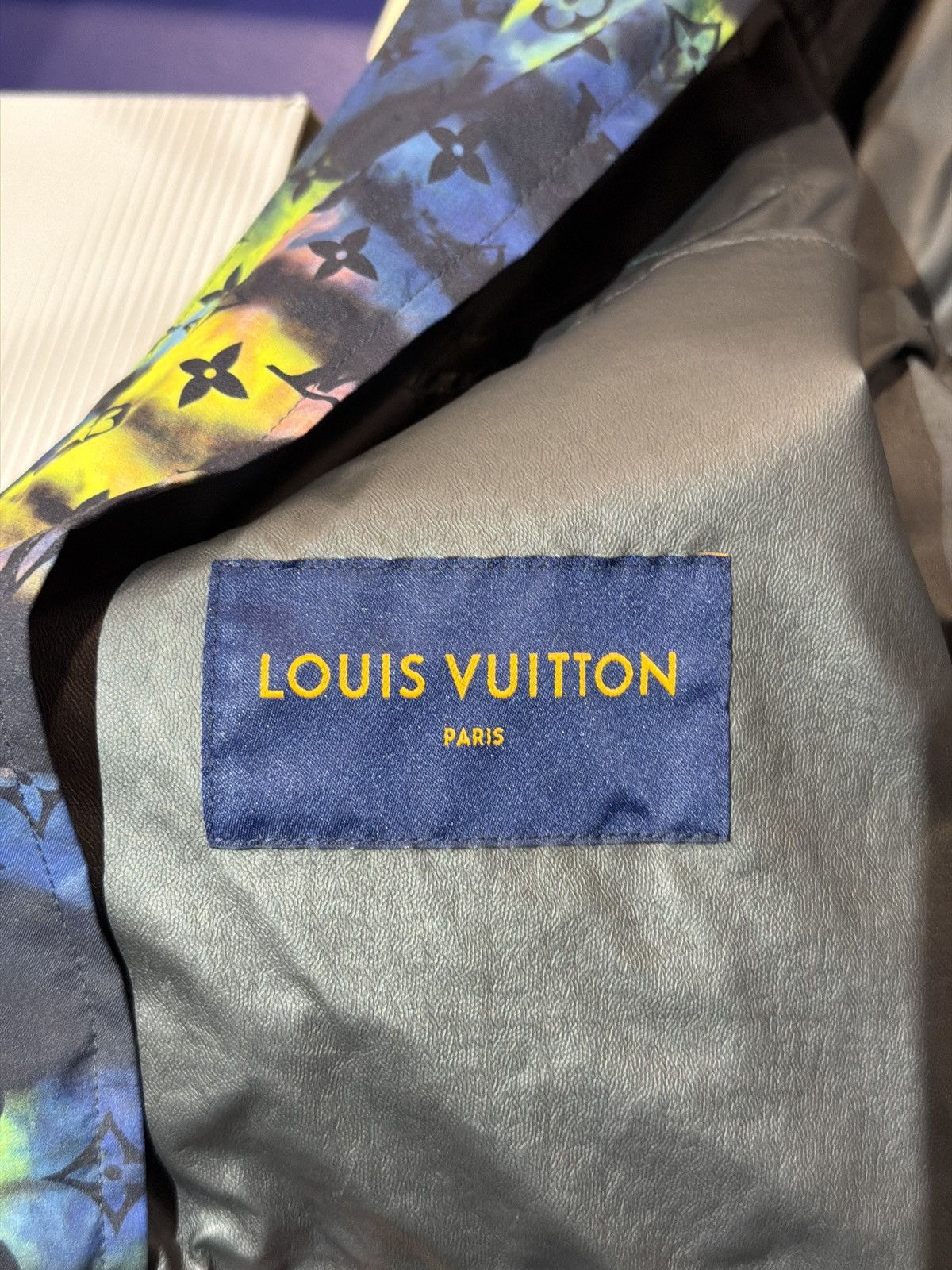 Louis Vuitton Louis Vuitton Monogram Reversible Windbreaker $3300 (48) Size US L / EU 52-54 / 3 - 18 Thumbnail