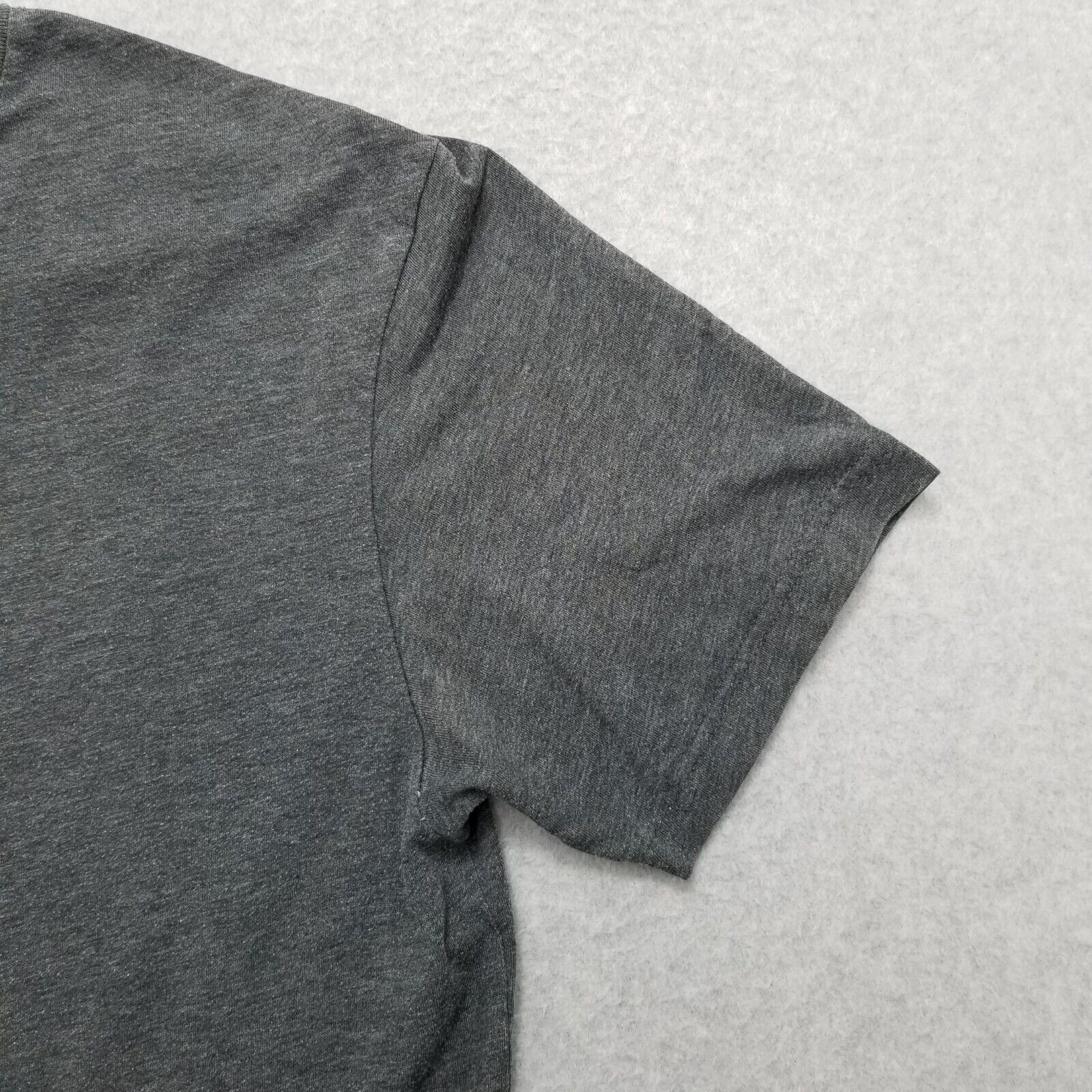 Volcom Volcom Shirt Mens Large Gray Short Sleeve Crew Neck Logo Size US L / EU 52-54 / 3 - 3 Thumbnail