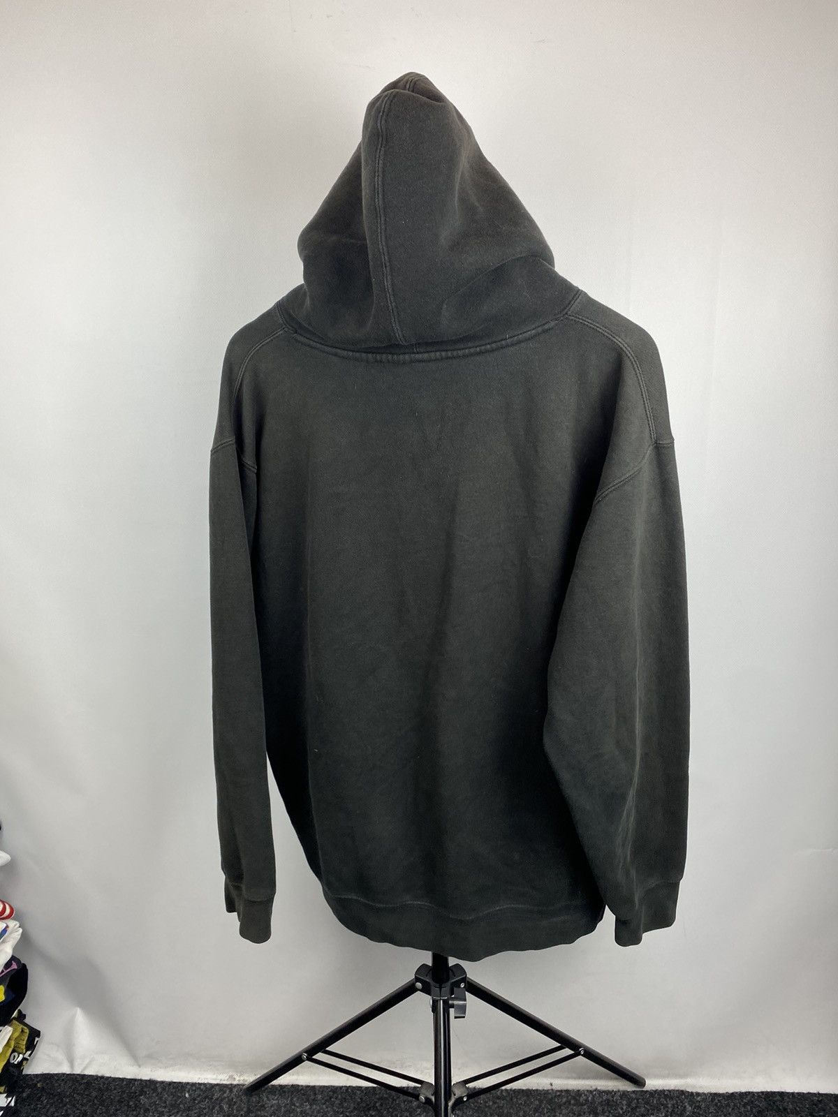 Pleasures Pleasures black sun faded hoodie Size US M / EU 48-50 / 2 - 23 Thumbnail