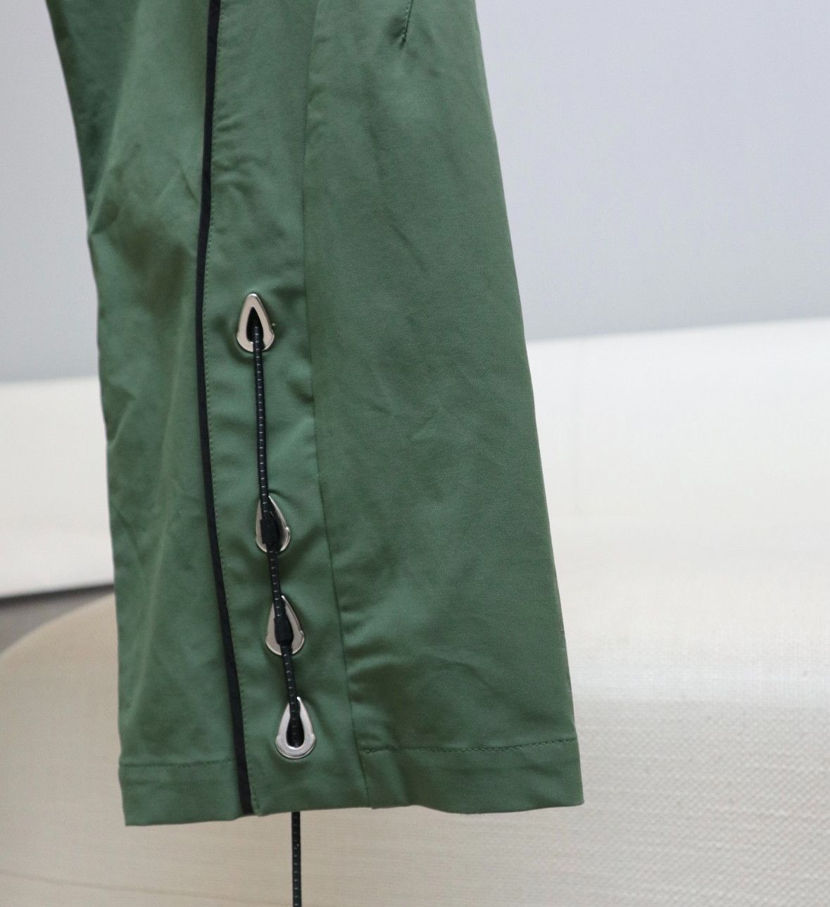 Kiko Kostadinov KIKO KOSTADINOV 21FW show Harkman green pants Size US 30 / EU 46 - 8 Thumbnail