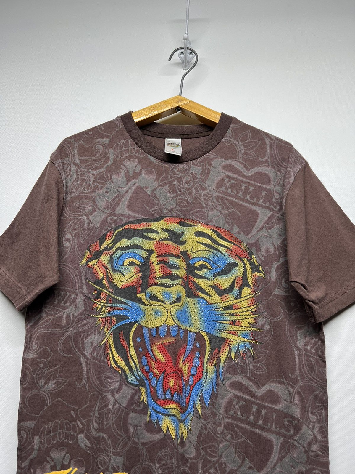 Christian Audigier × Ed Hardy × Vintage Vintage Y2k Ed Hardy Brown 🤎 Tigger All Over Print T Shirt Size S / US 4 / IT 40 - 2 Thumbnail