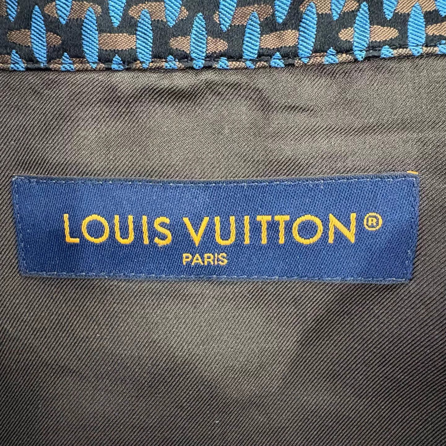 Louis Vuitton LV Pharrell Runway Blue Check Silk Long Sleeve PajamaShirt M Size US M / EU 48-50 / 2 - 3 Thumbnail