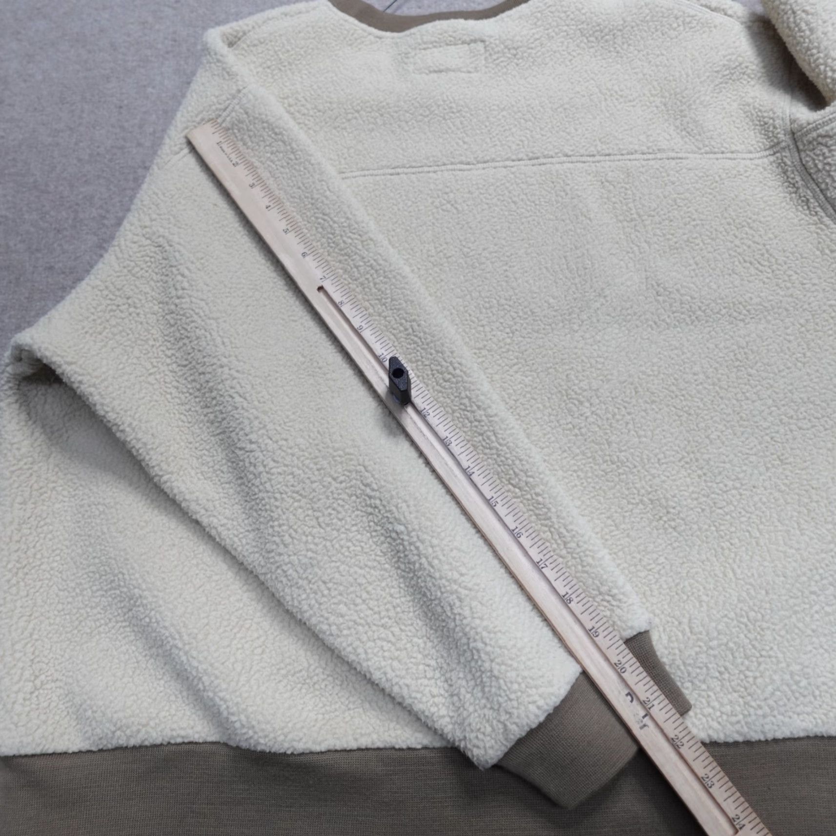 Quince Quince Womens Sweater XL Beige Solid Fleece Pullover Crew Neck Long Sleeve Polyester High Pile Size XL / US 12-14 / IT 48-50 - 7 Thumbnail
