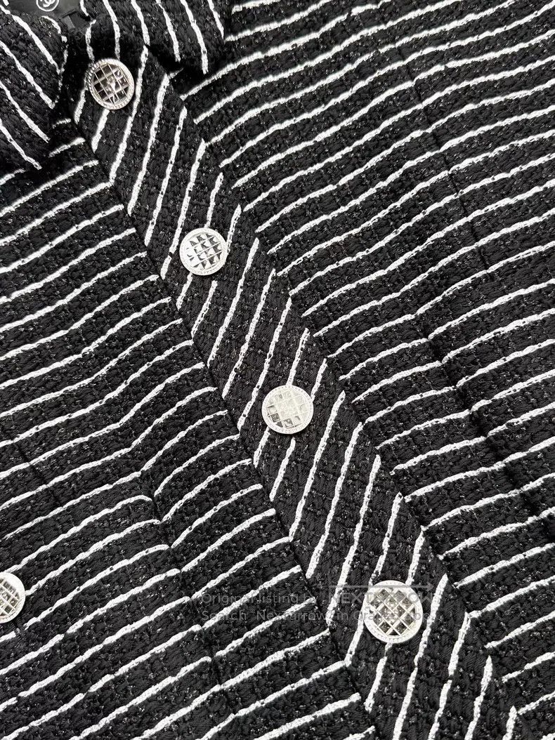 Chanel Chanel Thin flash sleeveless vest jacket Size XS / US 0-2 / IT 36-38 - 4 Thumbnail
