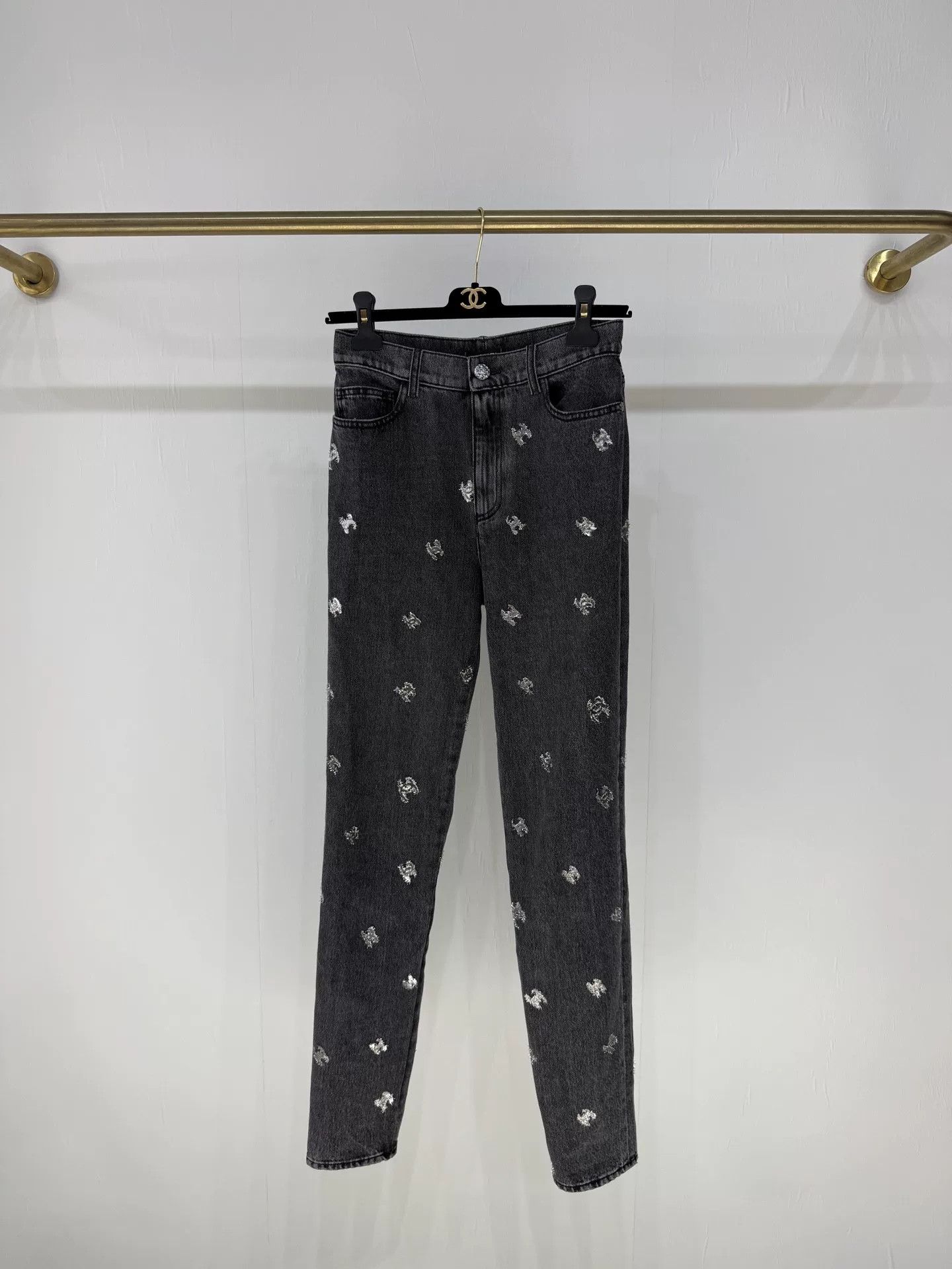 Chanel Chanel 21K Sequin CC Skinny Jeans Size US 36 / EU 52 - 1 Thumbnail