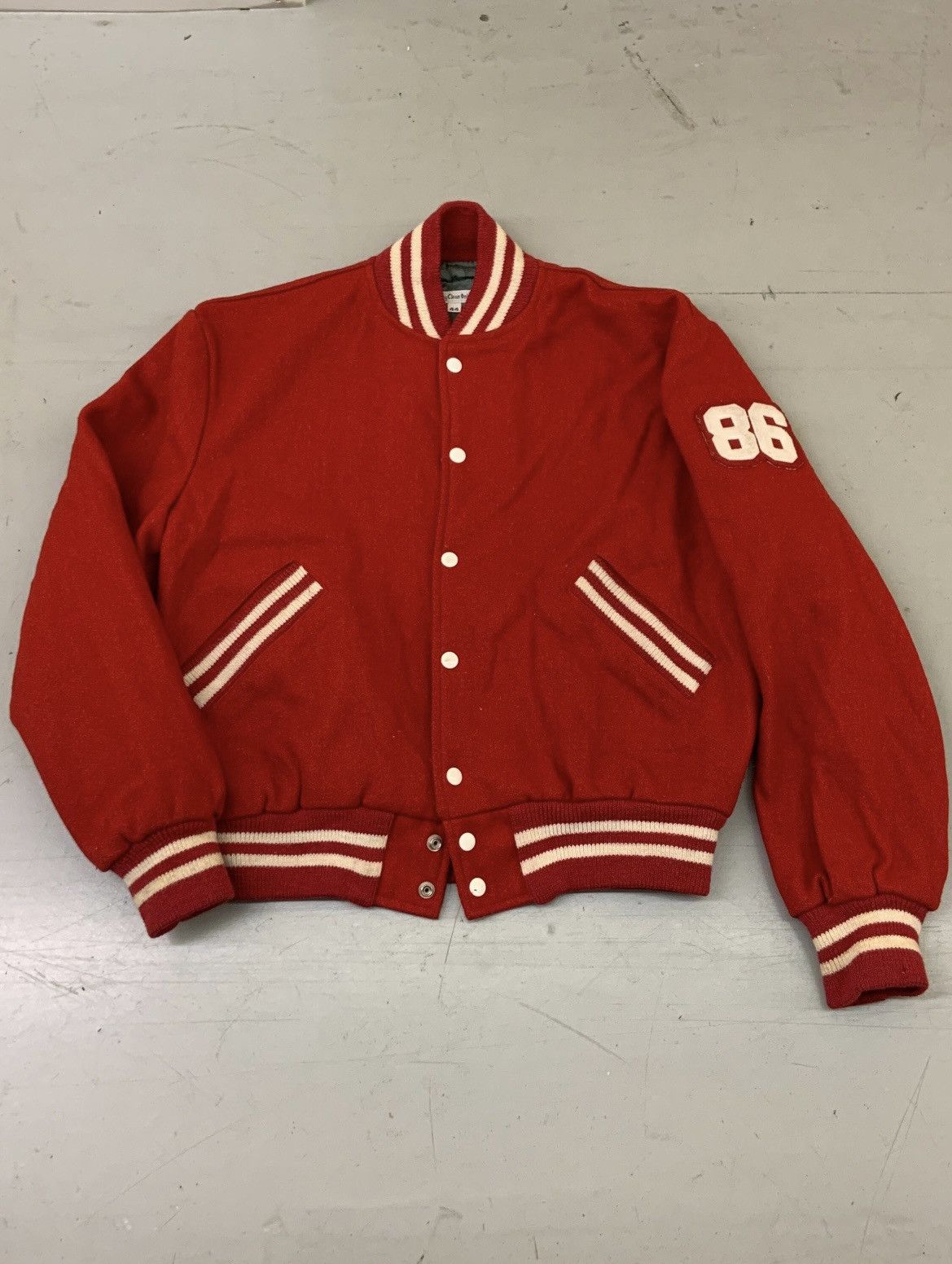 Vintage vintage 1970s/80s red wool varsity jacket Size US M / EU 48-50 / 2 - 1 Thumbnail