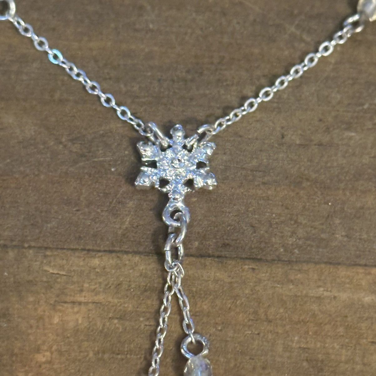 Vintage Vintage Avon SP snowflake Lavaliere necklace Size ONE SIZE - 4 Thumbnail