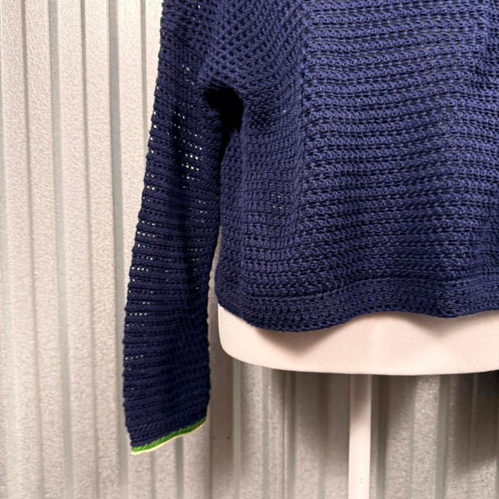 Vince Vince navy blue crochet sweater Size M / US 6-8 / IT 42-44 - 3 Thumbnail