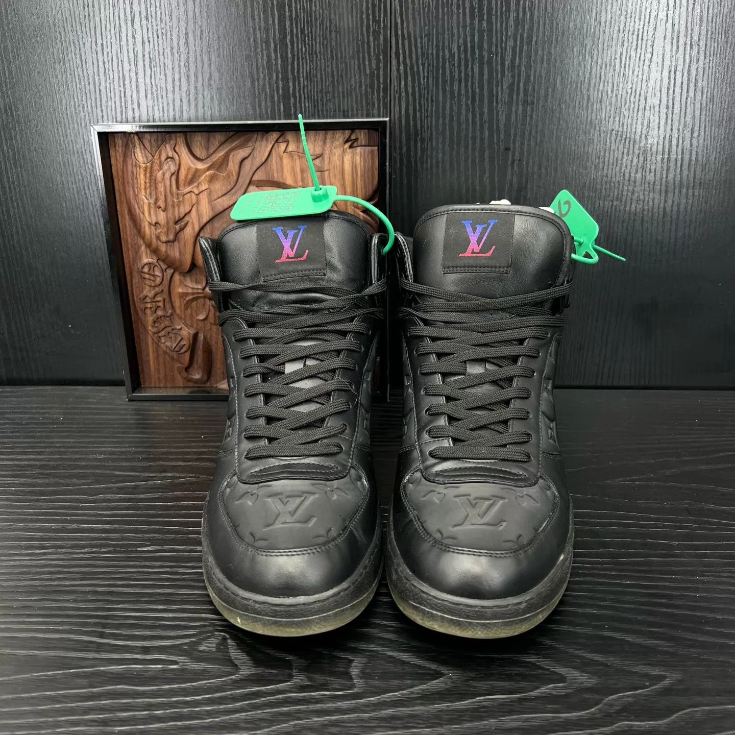 Louis Vuitton Louis Vuitton Rivoli Black Embossed 6.5/40.5 Size US 7.5 / EU 40-41 - 5 Thumbnail