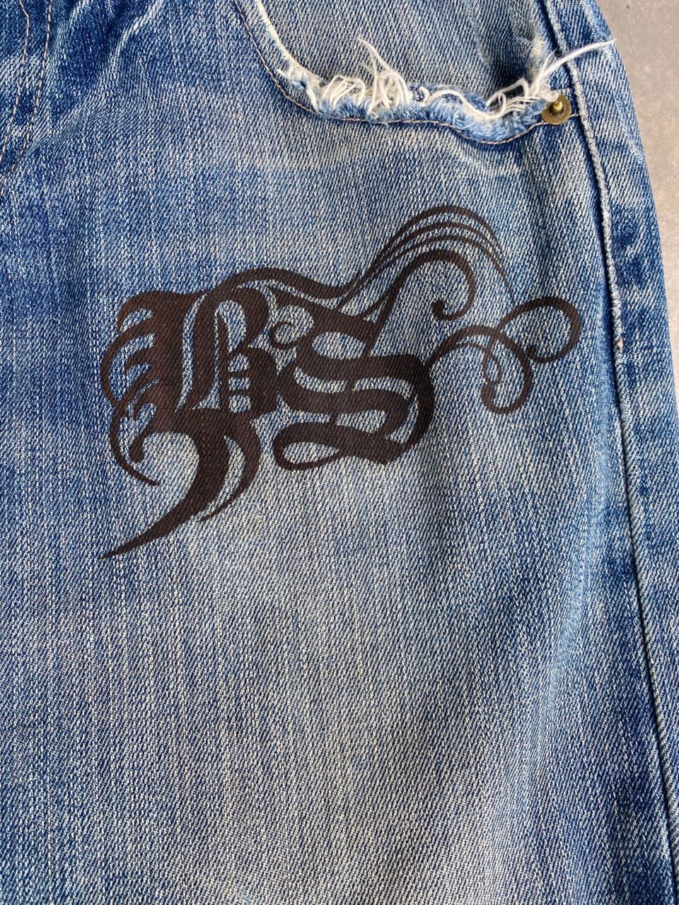 If Six Was Nine 💥BEST OFFER💥VINTAGE BEACH SOUND DISTRESSED DENIM Size US 32 / EU 48 - 13 Thumbnail