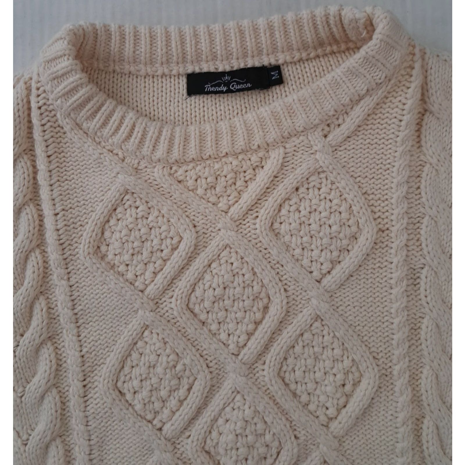 Vintage VINTAGE Cable-Knit White Woman Long Sleeve Sweater M Cotton Blend Pullover Winter Season Women Grade Regular Size M / US 6-8 / IT 42-44 - 3 Thumbnail