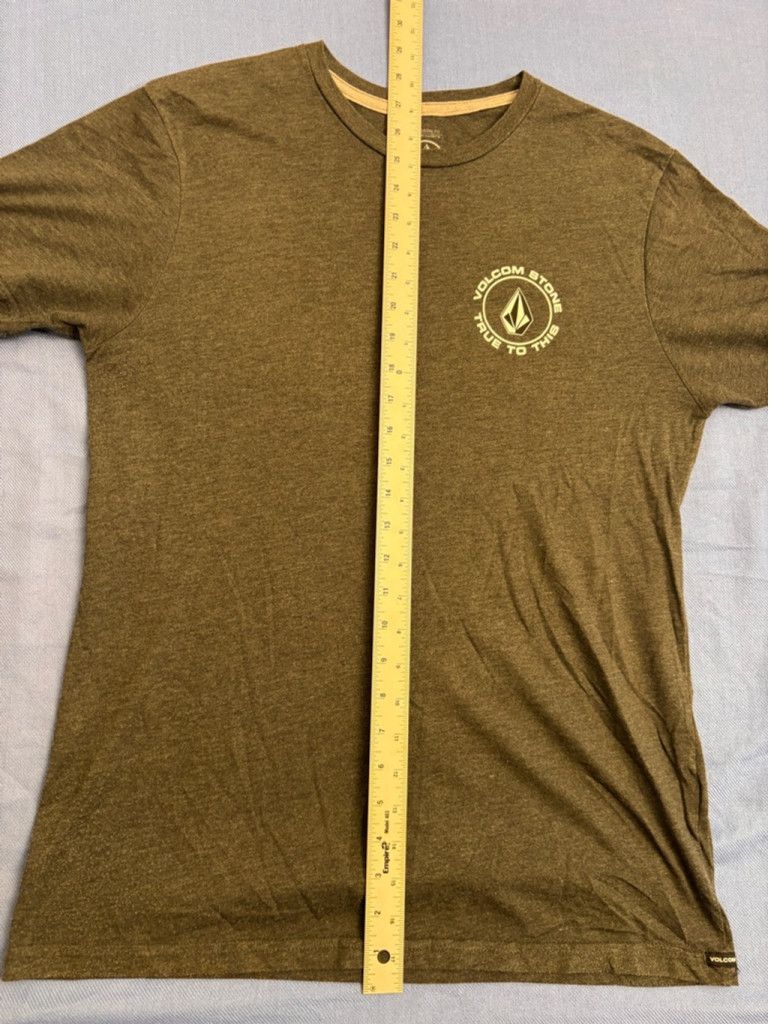 Volcom Men's Volcom T-shirt Size M Gray Short Sleeve Size US M / EU 48-50 / 2 - 3 Thumbnail