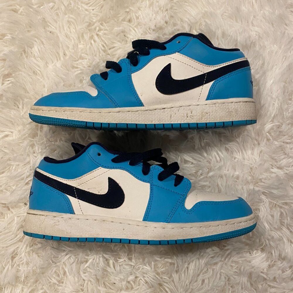 Nike Nike Air Jordan 1 Low UNC Powder Blue Sneakers, Size 6Y / 7 Size US 7.5 / IT 37.5 - 2 Thumbnail