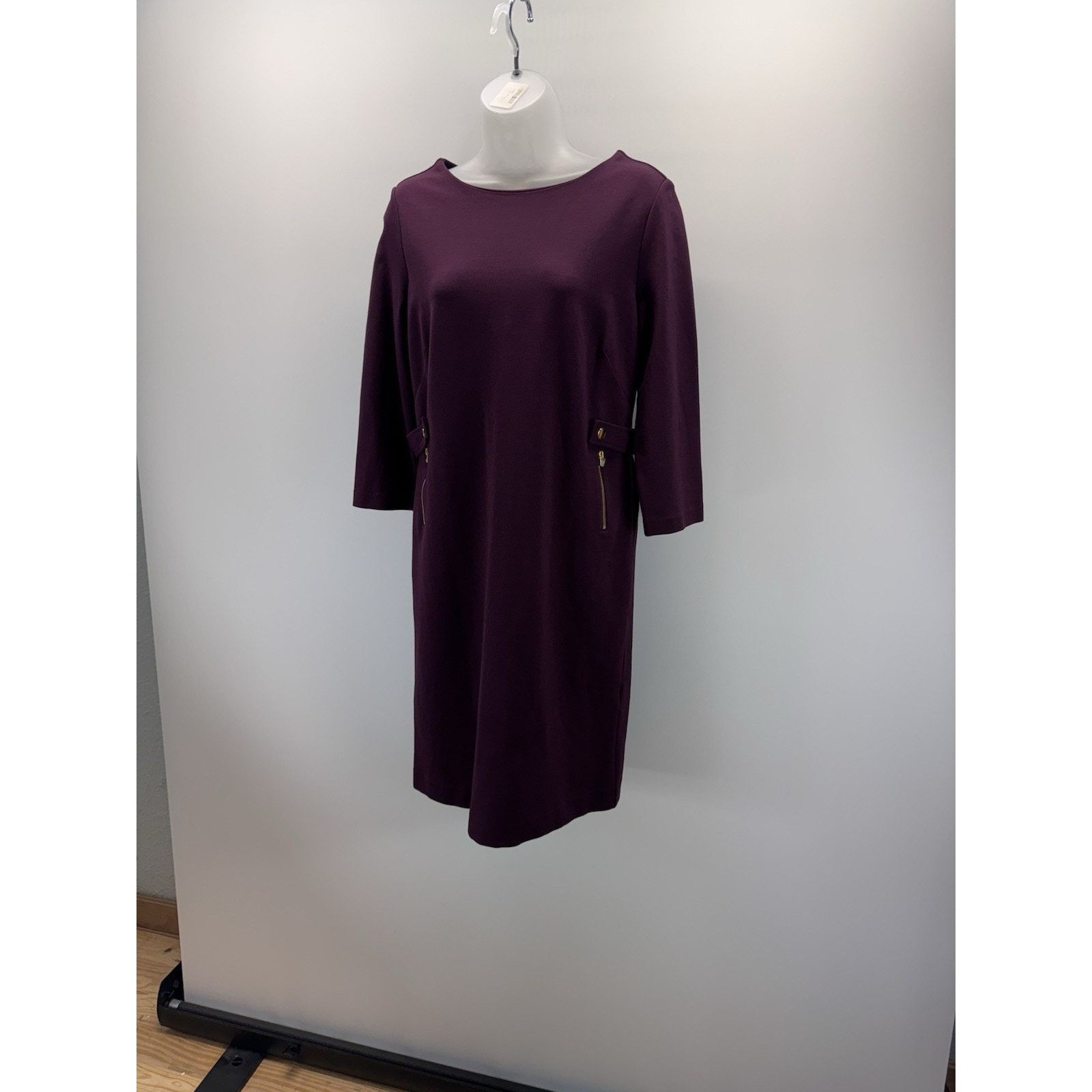 Express Chicos Sheath Dress Size 00 (US 2) Double Zip Maroon Knit Size XS / US 0-2 / IT 36-38 - 3 Thumbnail