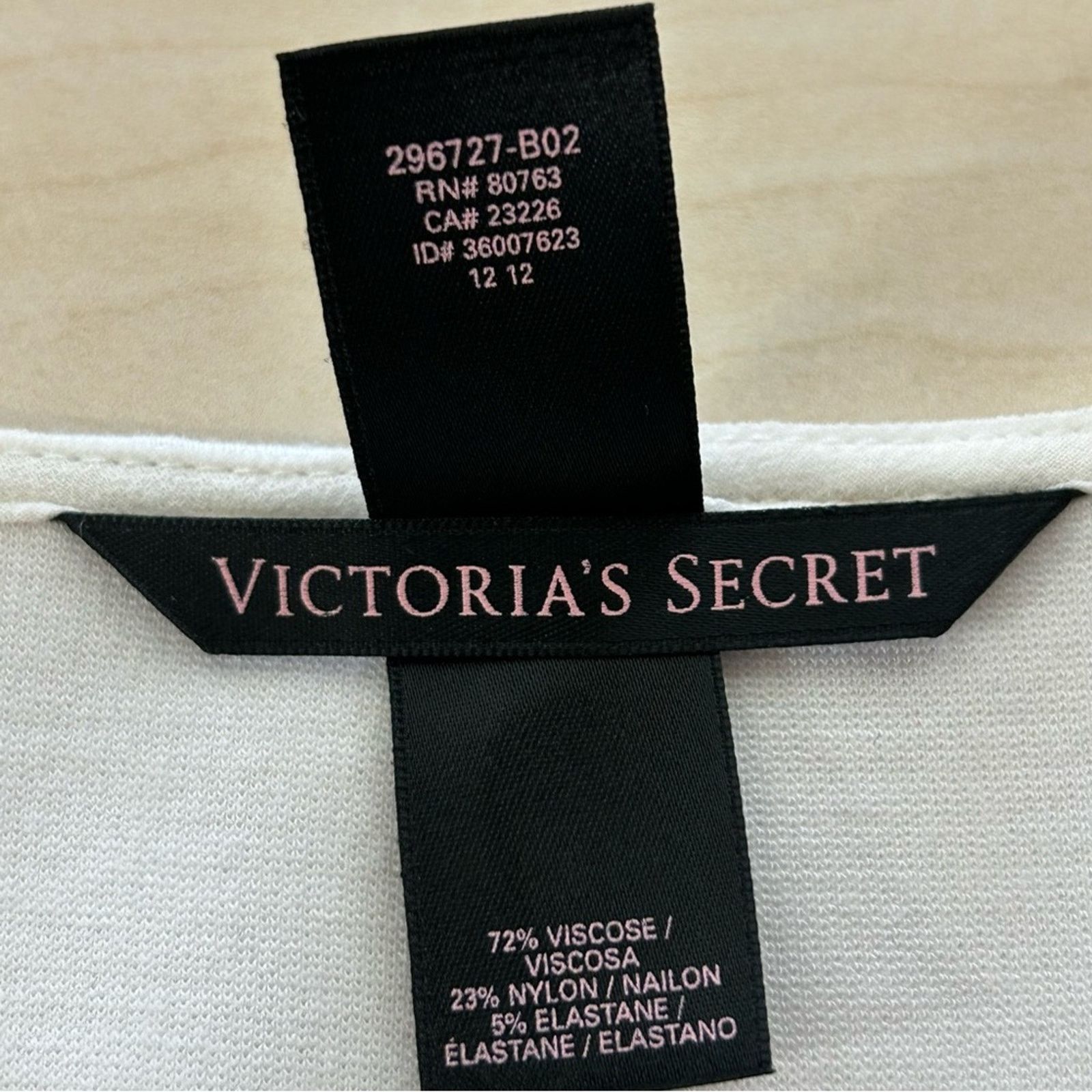 Victoria's Secret Victorias Secret Bodycon Peplum Dress Size 6 Cream Stretch Size M / US 6-8 / IT 42-44 - 12 Thumbnail