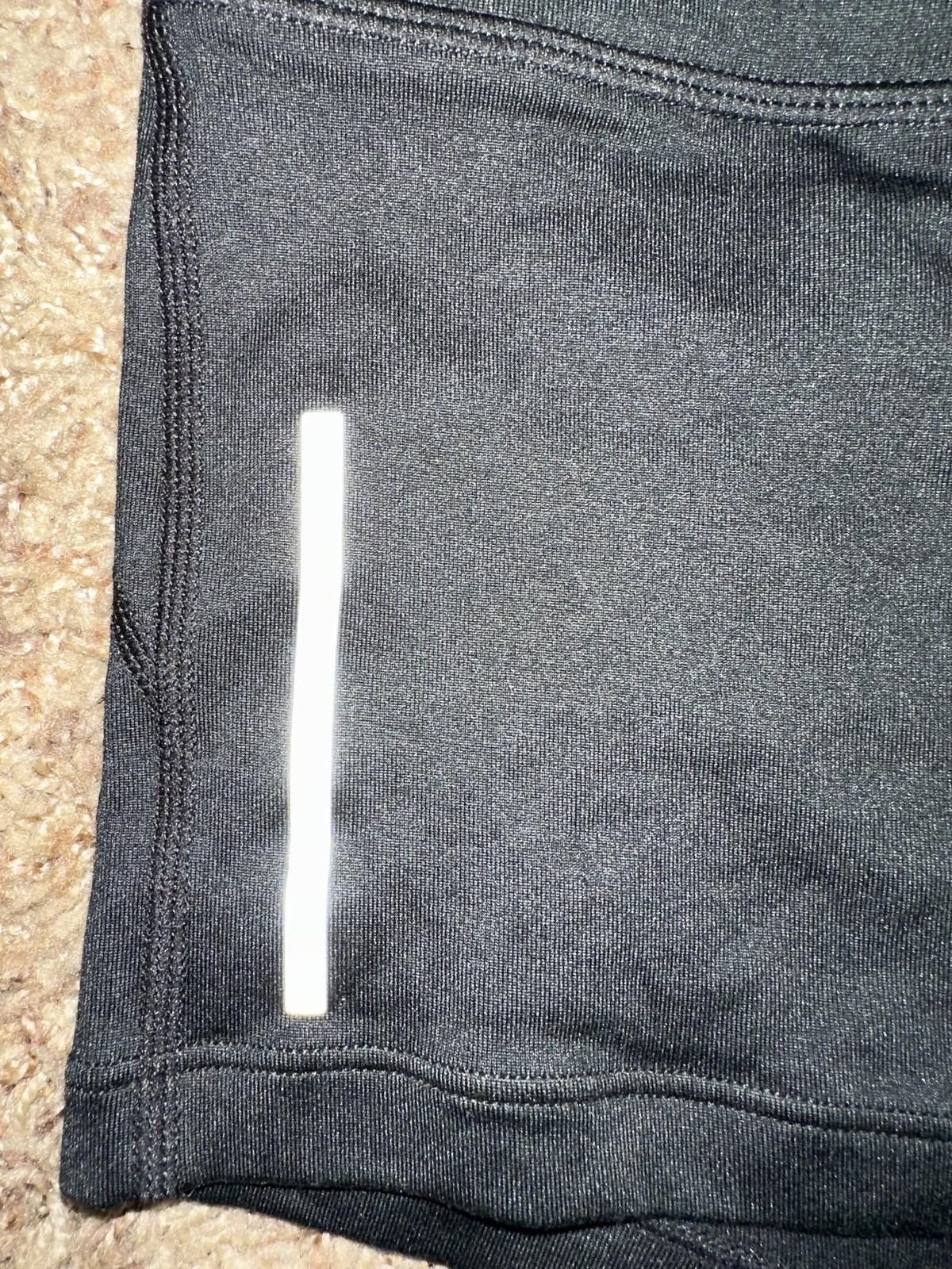 Nike Nike Women’s DRI-FI Tight Running Gym Shorts Size 28" / US 6 / IT 42 - 3 Thumbnail