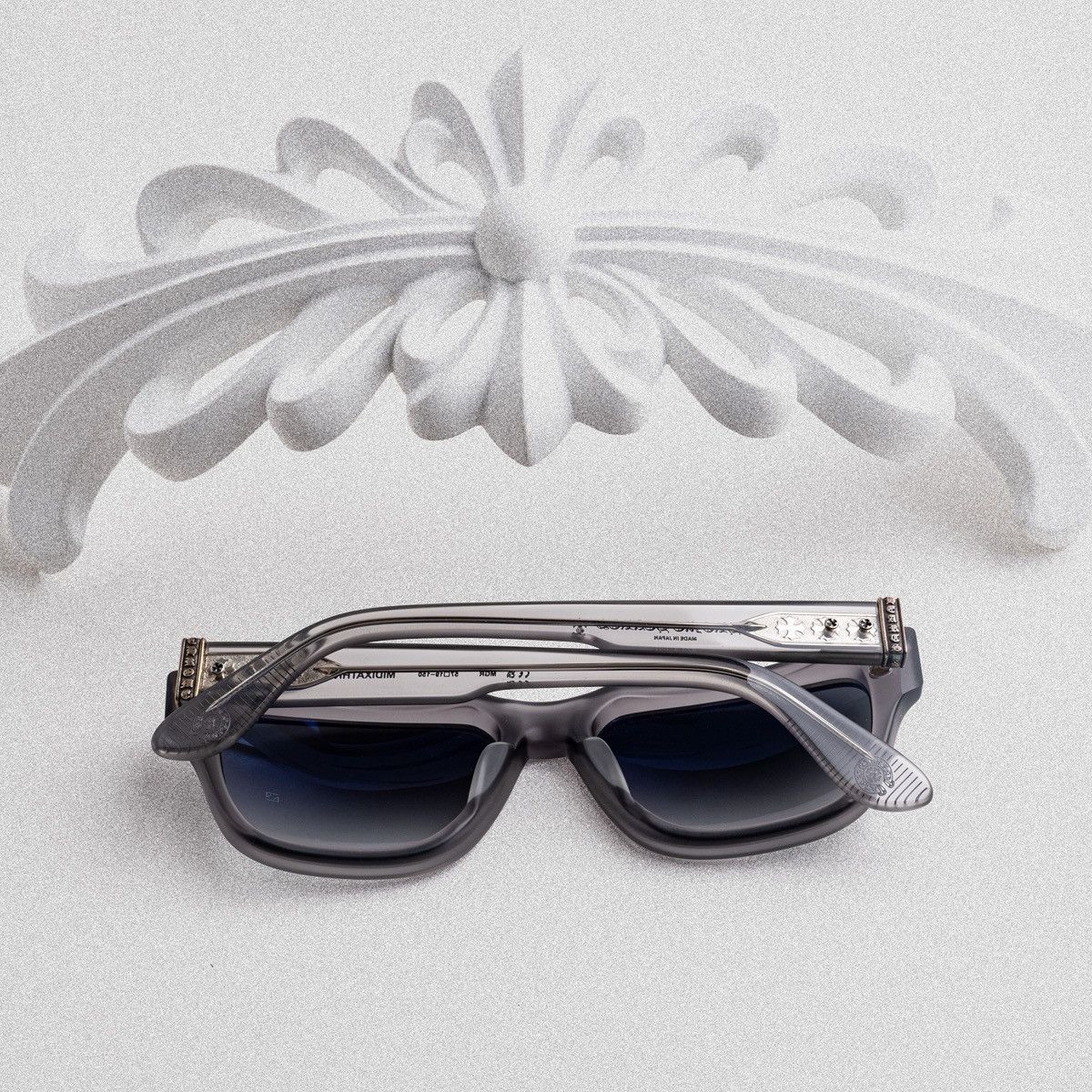 Chrome Hearts CHROME HEARTS MIDIXATHRILL I MATTE GREY SUNGLASSES Size ONE SIZE - 7 Thumbnail