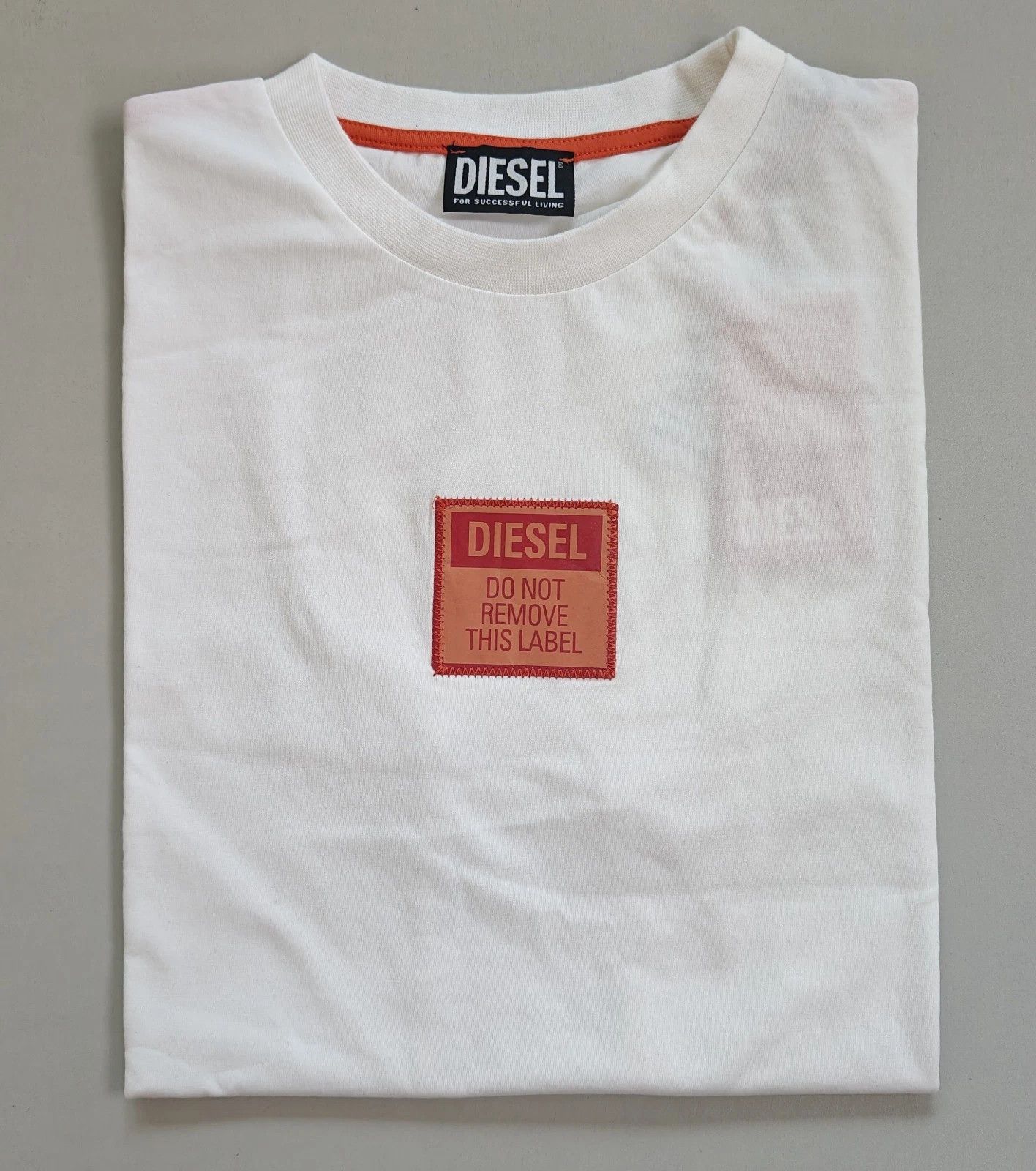 Diesel DIESEL White T-Shirt With Logo Patch T 4147 Size US M / EU 48-50 / 2 - 1 Thumbnail