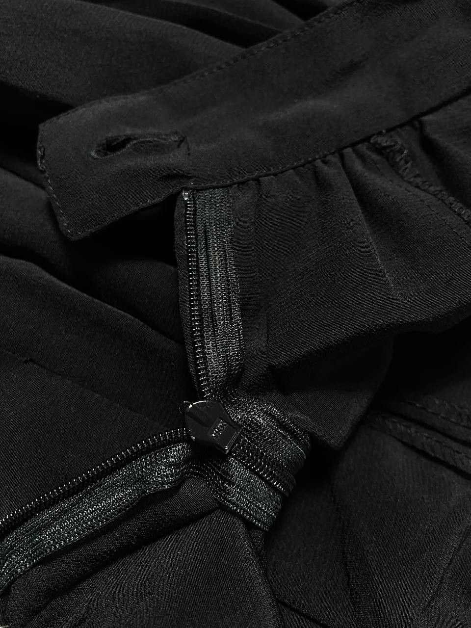 Max Mara Vintage MaxMara black pants pleated cullotes skirt Size 32" / US 10 / IT 46 - 5 Thumbnail