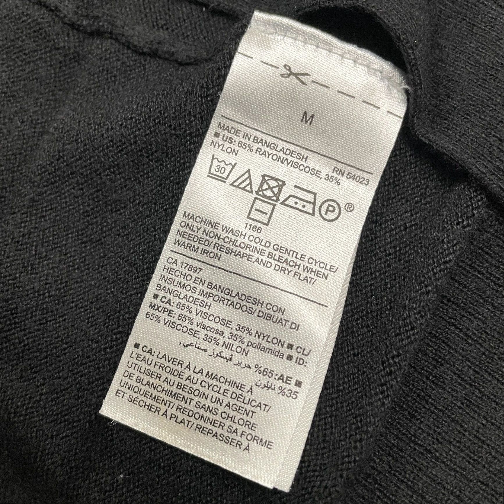 Old Navy Old Navy Cardigan Sweater Women Medium Black Knit Open Casual Classic Size L / US 10 / IT 46 - 4 Thumbnail