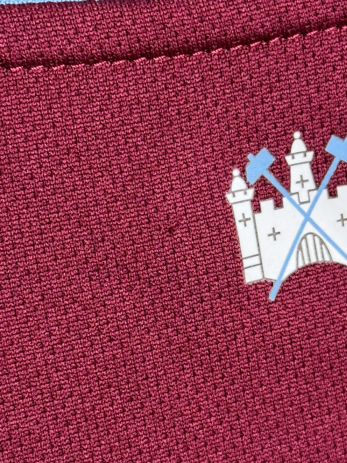 Umbro New West Ham United 19/20 Home Football Jersey Size US M / EU 48-50 / 2 - 8 Thumbnail