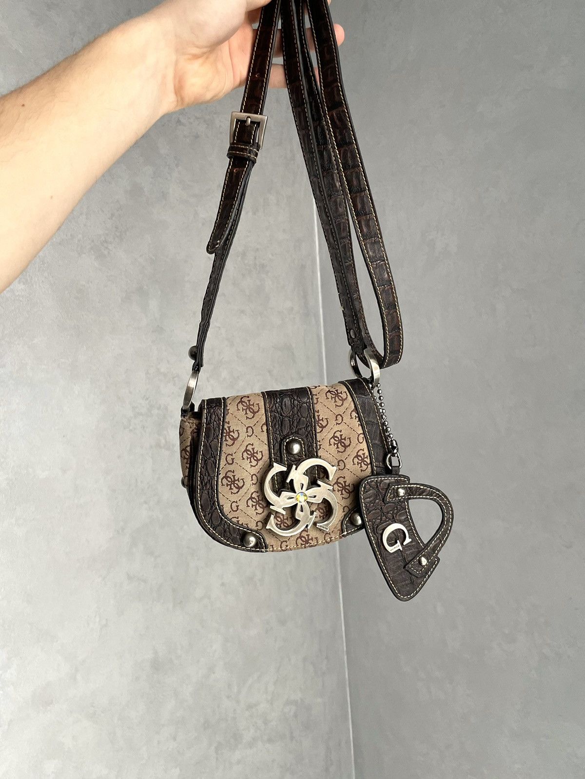 Guess Vintage Y2K Guess Monogram Crossbody Shoulder Bag Size ONE SIZE - 2 Thumbnail