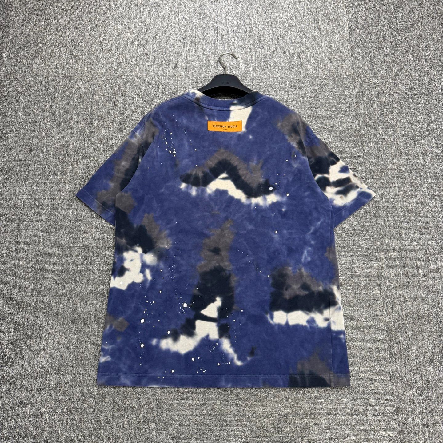 Louis Vuitton LV Tie-Dye Short Sleeve Tee M Size US M / EU 48-50 / 2 - 5 Thumbnail