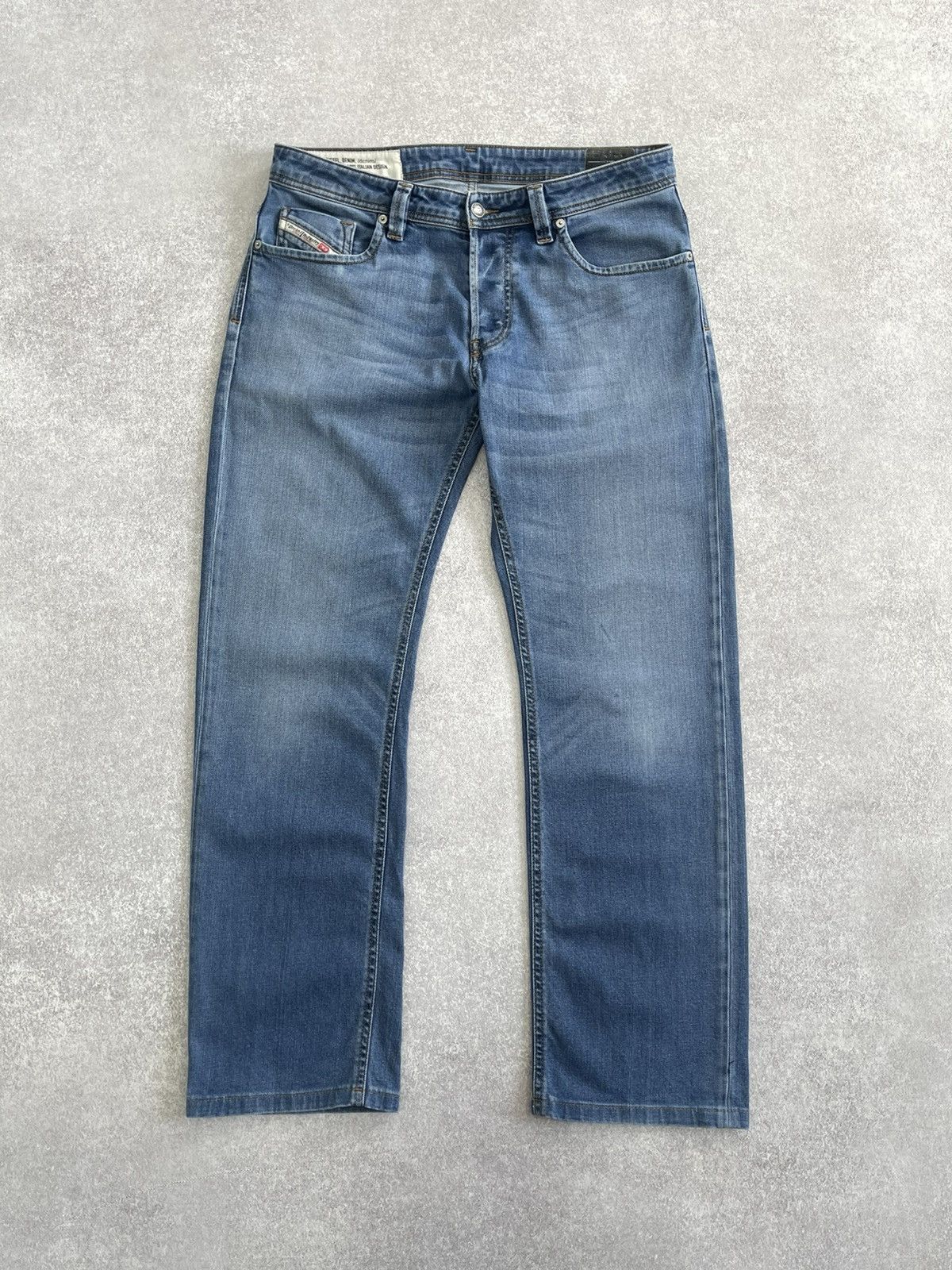 Diesel Diesel Larkee Straight Fit y2k Low Rise Leather Patch Jeans Size US 33 - 6 Thumbnail