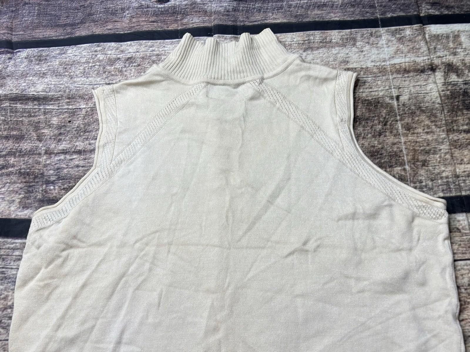 Neiman Marcus VTG Neiman Marcus Silk Top Womens S Tank Sleeveless Mock Size S / US 4 / IT 40 - 7 Thumbnail