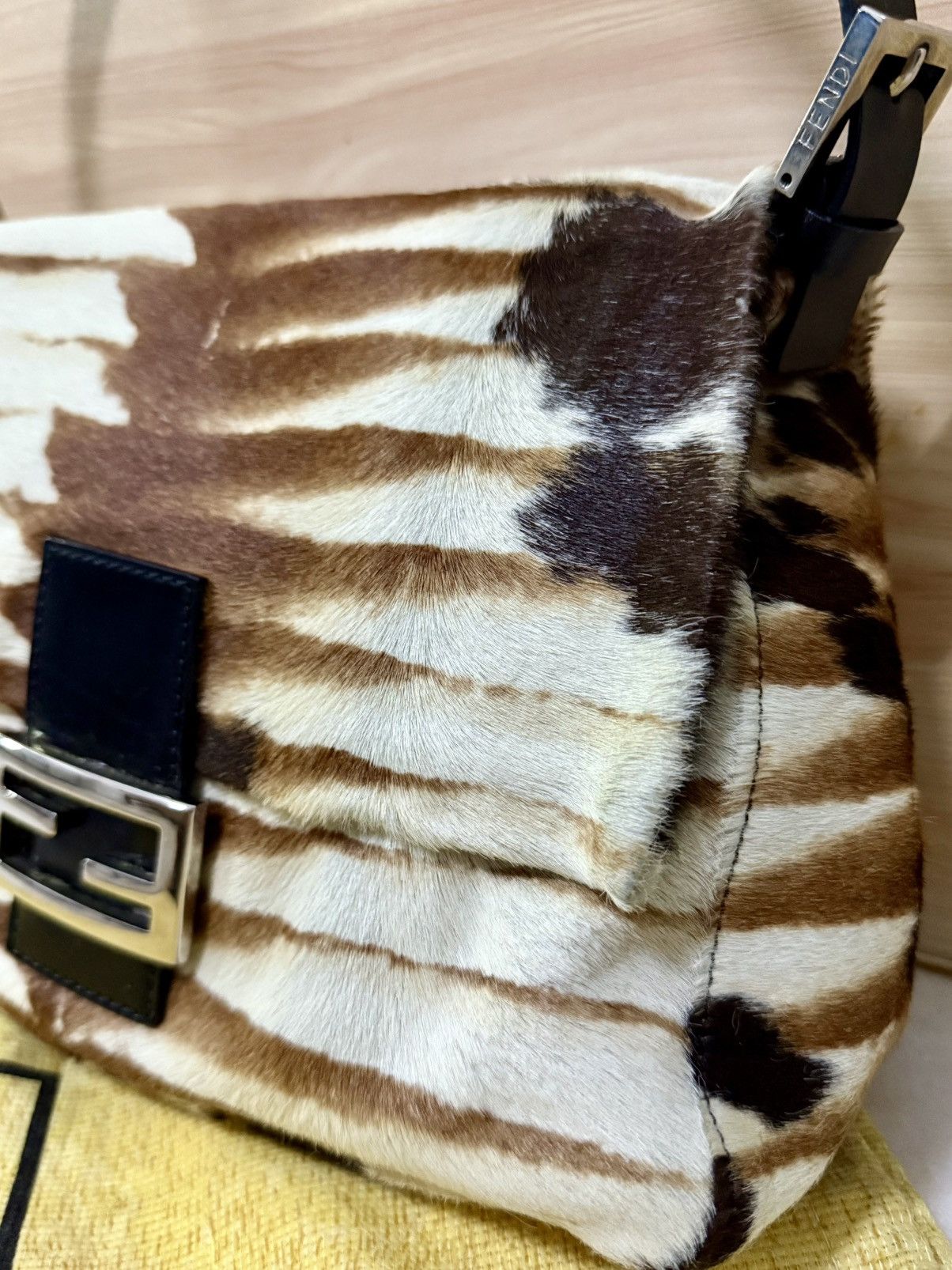 Fendi Rare Vintage Fendi Calf Hair Mamma Baguette Bag Size ONE SIZE - 6 Thumbnail
