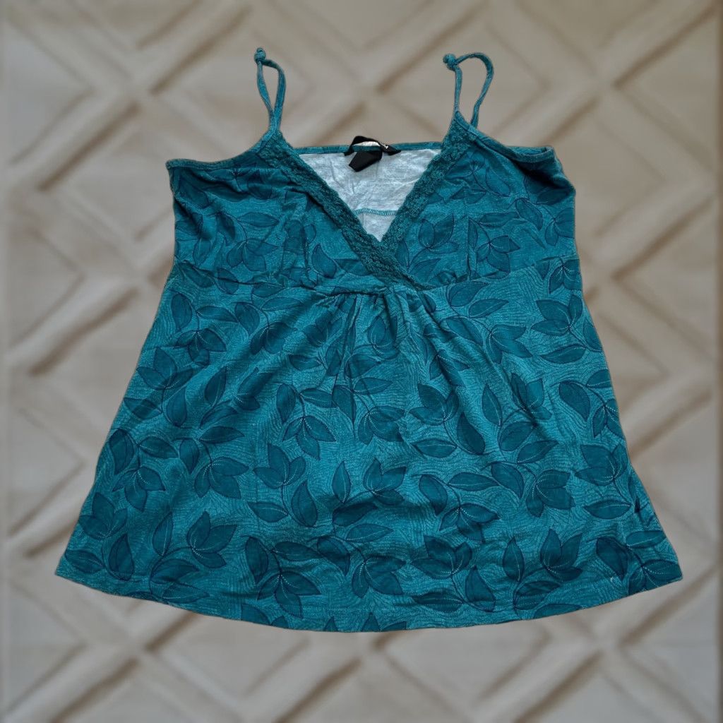 H&M H&M Tank Juniors Large Blue Floral Cotton V Neck Sleeveless Soft Womens Size L / US 10 / IT 46 - 1 Thumbnail