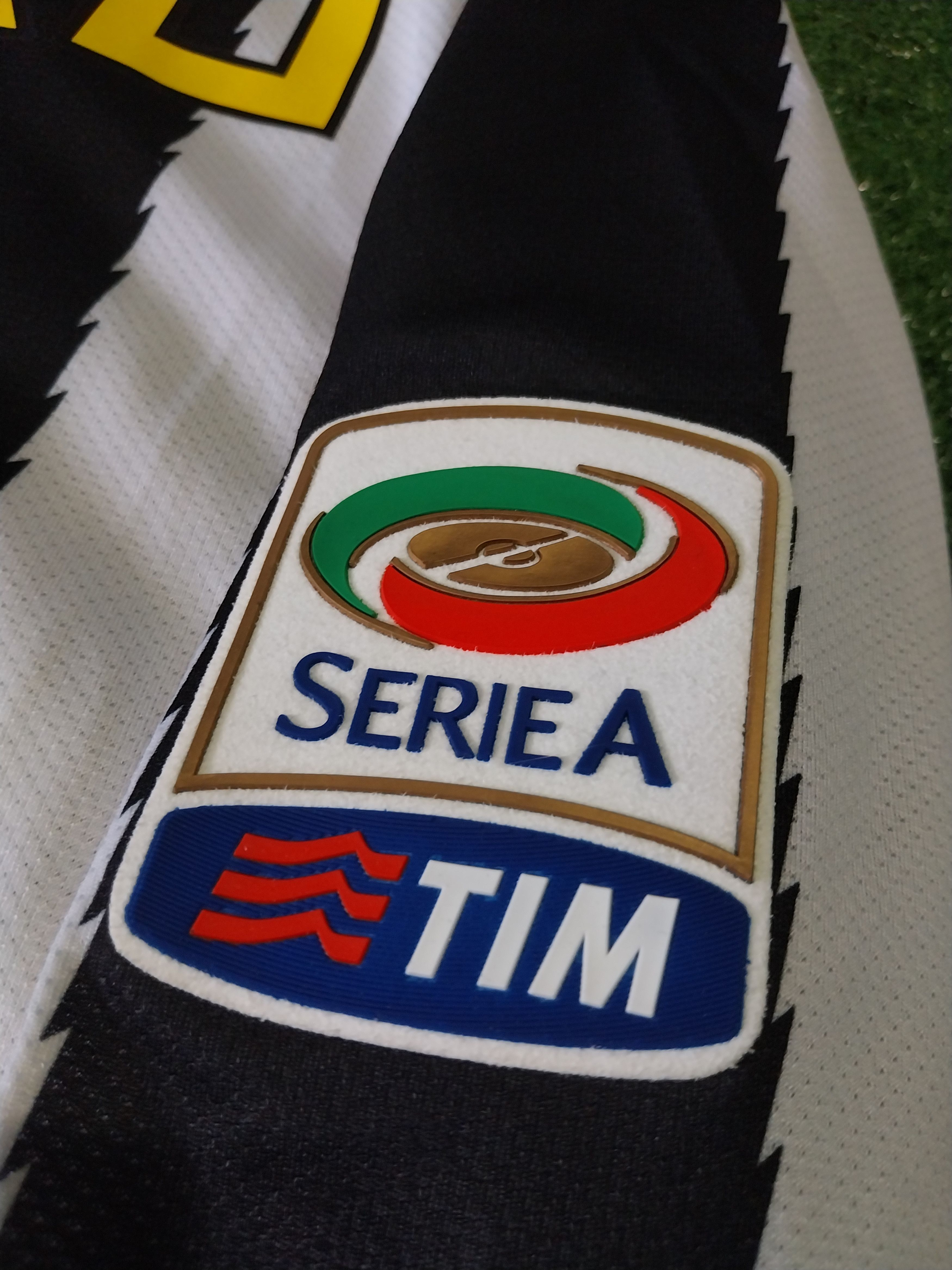 Other Juventus home 2010/2011 alessandro del piero jersey football Size US M / EU 48-50 / 2 - 10 Thumbnail