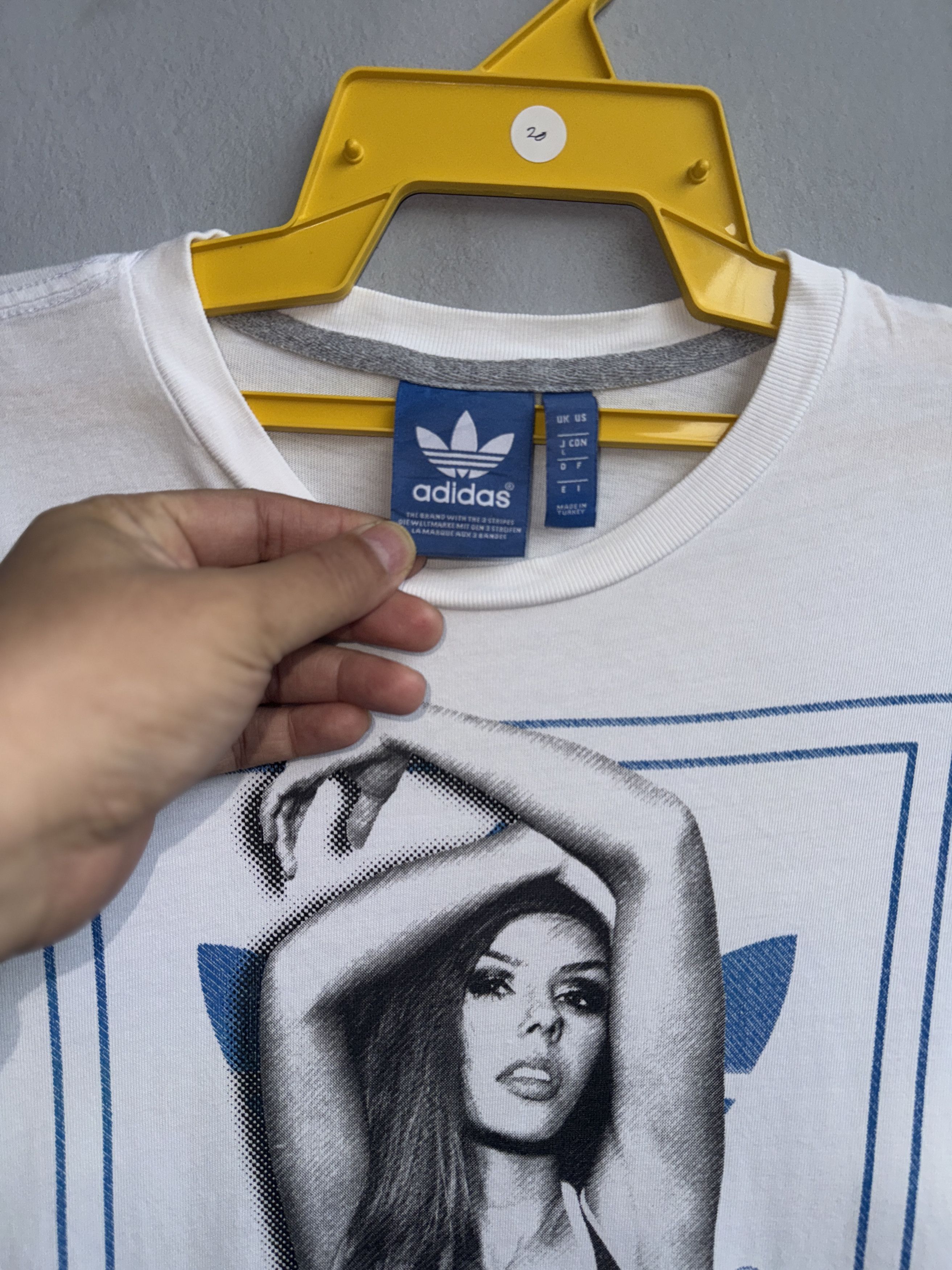 Adidas Adidas Sexy Girl Shirt Size M / US 6-8 / IT 42-44 - 4 Thumbnail