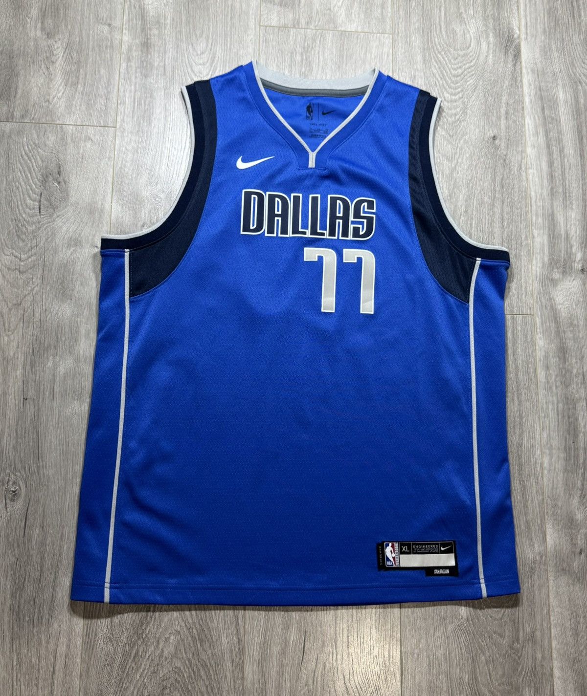 NBA × Nike Luka Doncic Dallas Mavericks Icon Swingman Jersey Youth XL Size US S / EU 44-46 / 1 - 1 Thumbnail