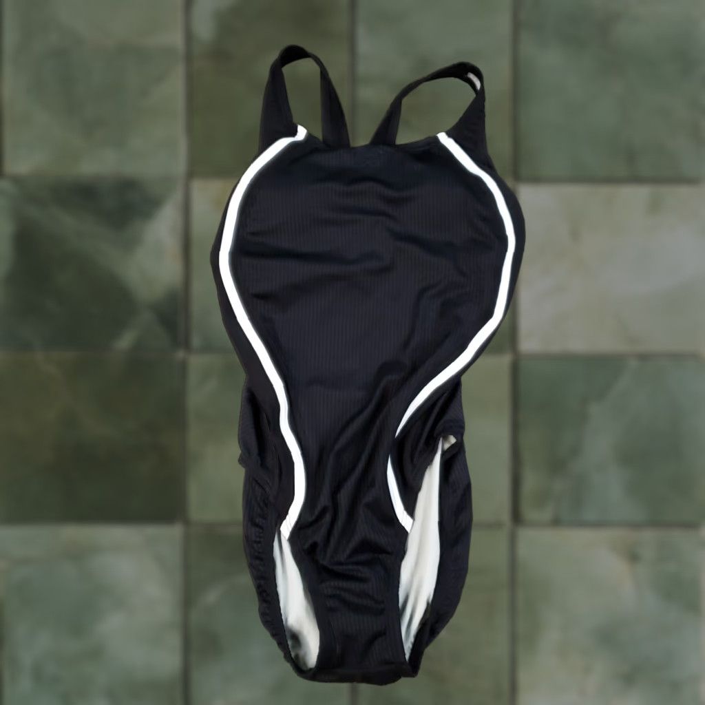 Speedo Speedo Womens Size 8 Black One Piece Swimsuit UPF 50+ NWT Bathing Suit Size M / US 6-8 / IT 42-44 - 1 Thumbnail