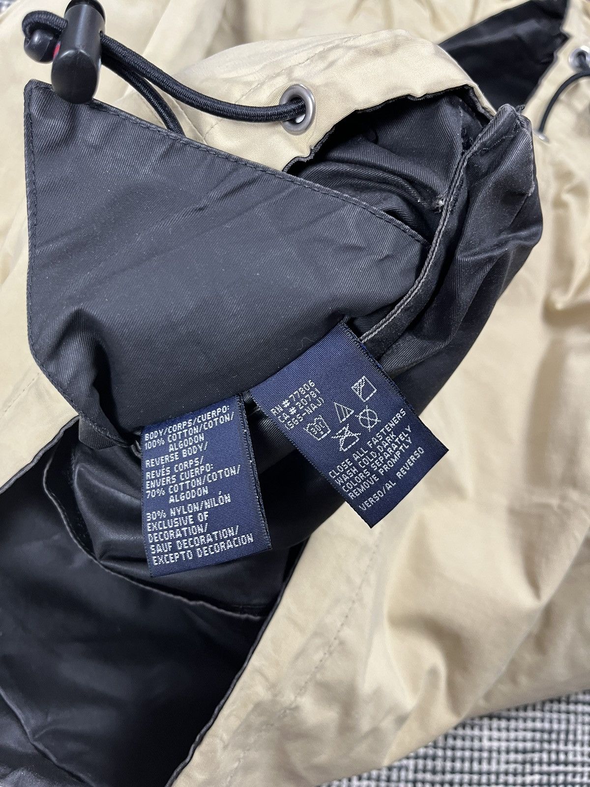 Tommy Hilfiger × Vintage ➕ vintage y2k Tommy Hilfiger reversible cargo jacket Size US XL / EU 56 / 4 - 19 Thumbnail