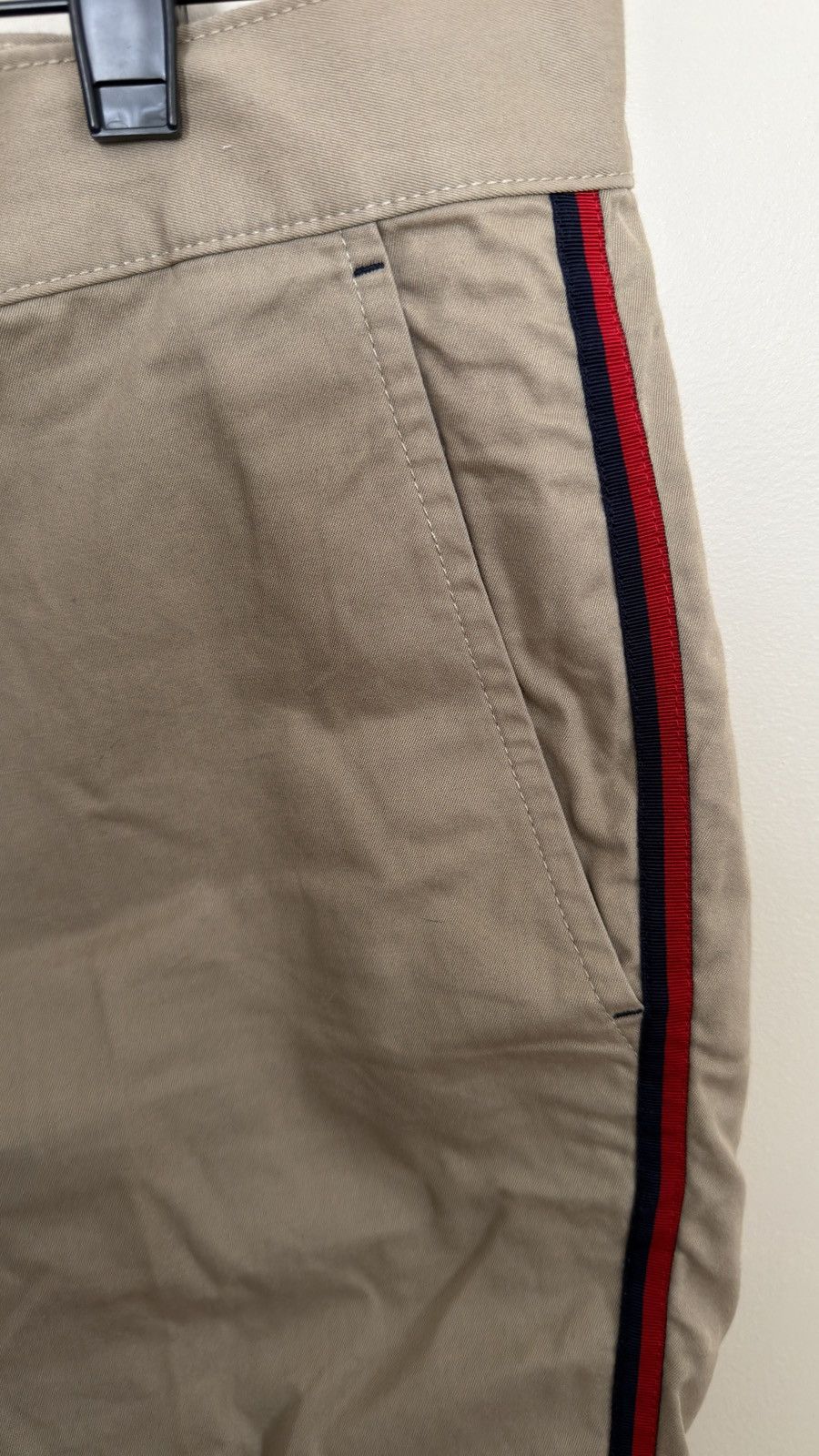 Carolina Herrera Side striped summer khaki short Size US 34 / EU 50 - 3 Thumbnail