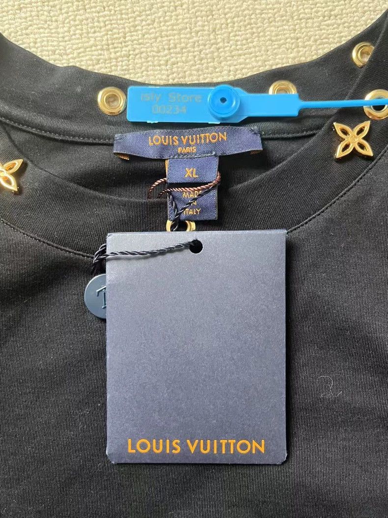 Louis Vuitton Louis Vuitton Solid casual pullover short sleeves Size XL / US 12-14 / IT 48-50 - 4 Thumbnail