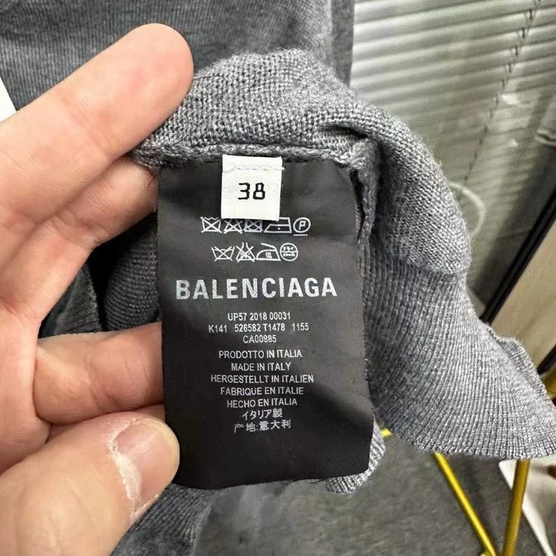 Balenciaga Balenciaga size 38 Double B sweater Size S / US 4 / IT 40 - 4 Thumbnail