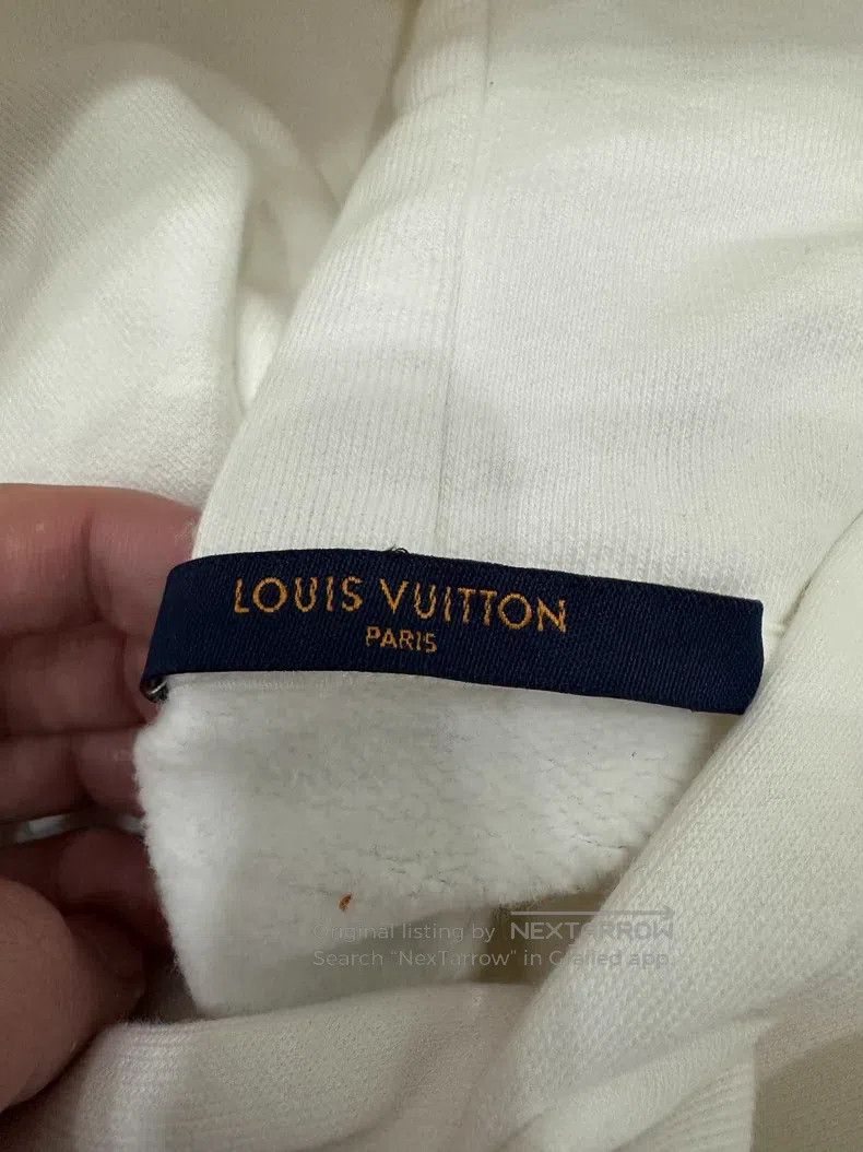 Louis Vuitton Louis Vuitton White Hooded Long Sleeve Sweatshirt Size US XL / EU 56 / 4 - 4 Thumbnail