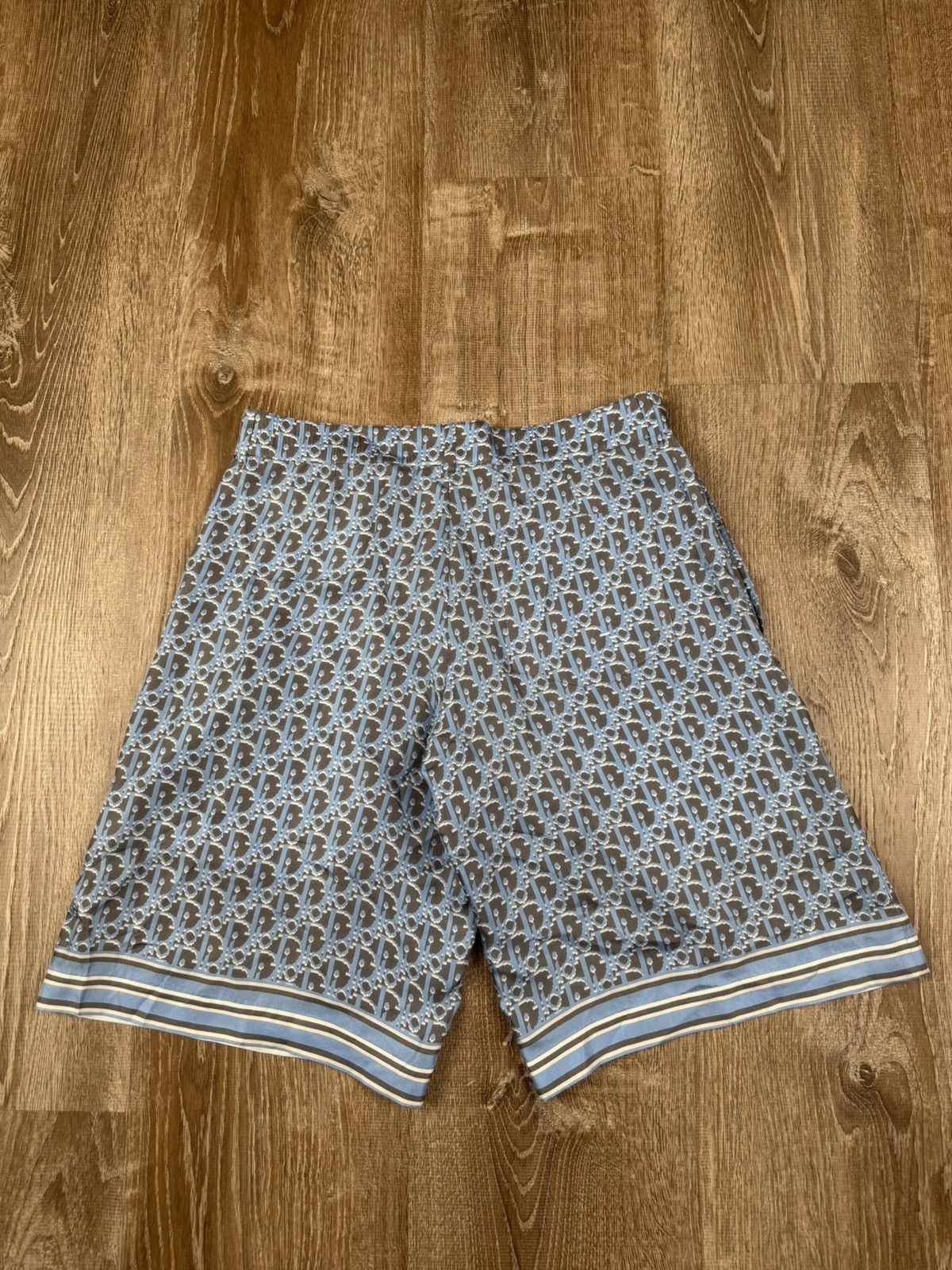 Dior Dior silk shorts Size US 30 / EU 46 - 2 Thumbnail