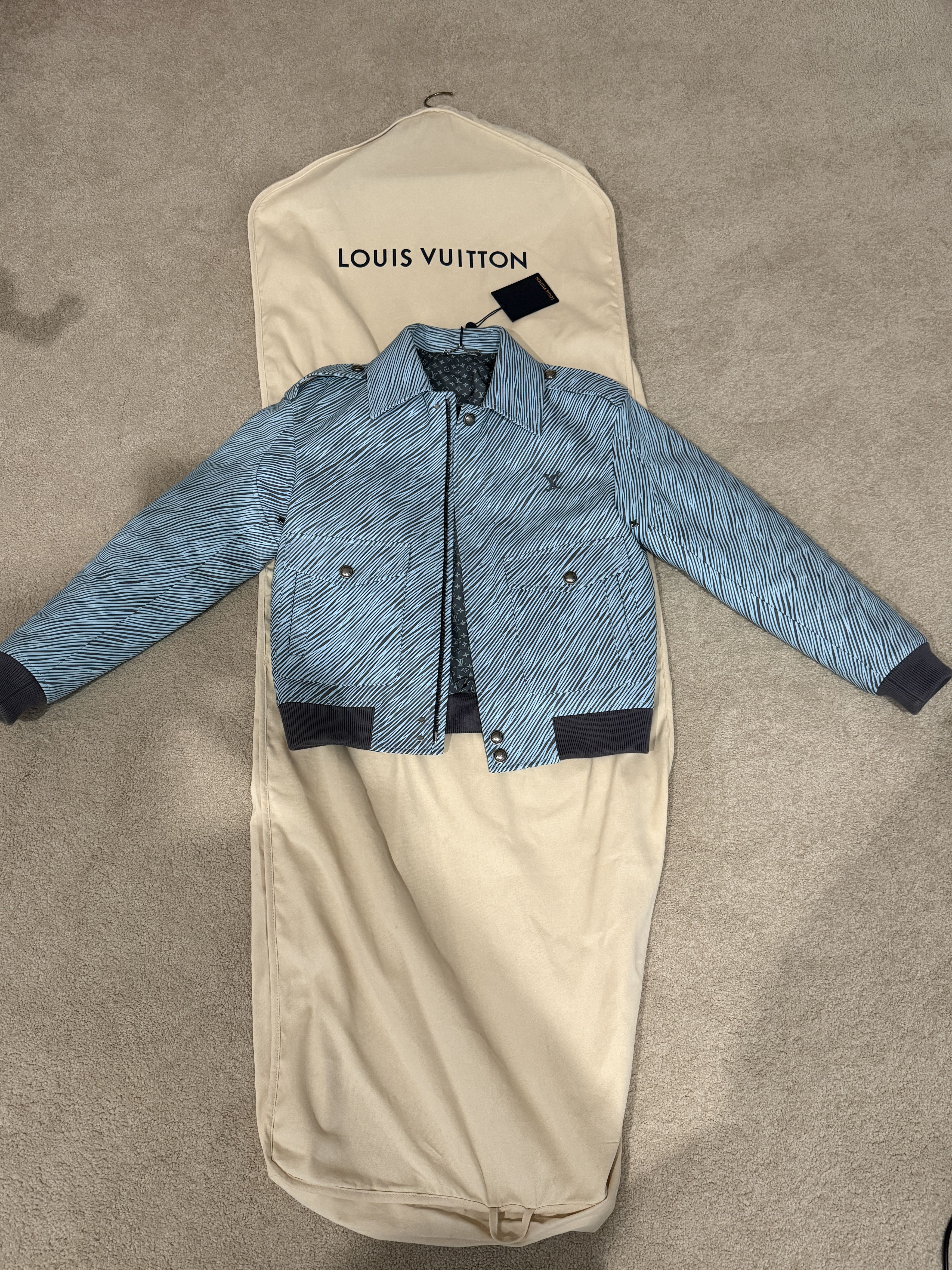 Louis Vuitton LV x Park Seo-Bo Epi Leather Flight Jacket Size US S / EU 44-46 / 1 - 2 Thumbnail
